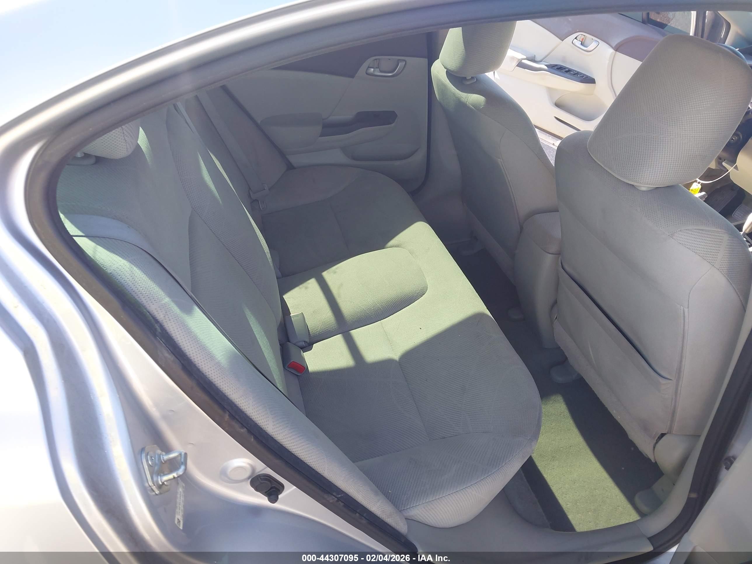 HONDA CIVIC image 8