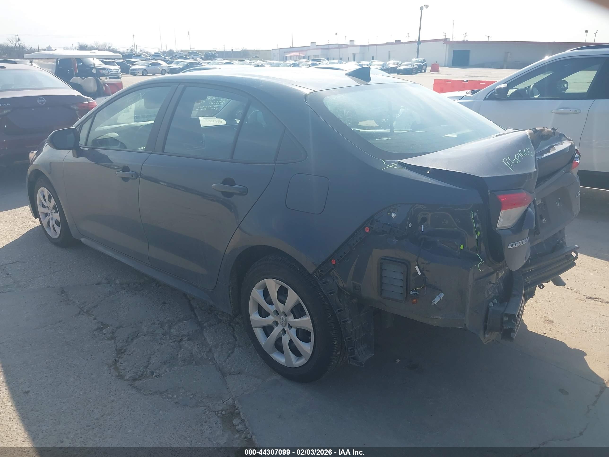 TOYOTA COROLLA image 3
