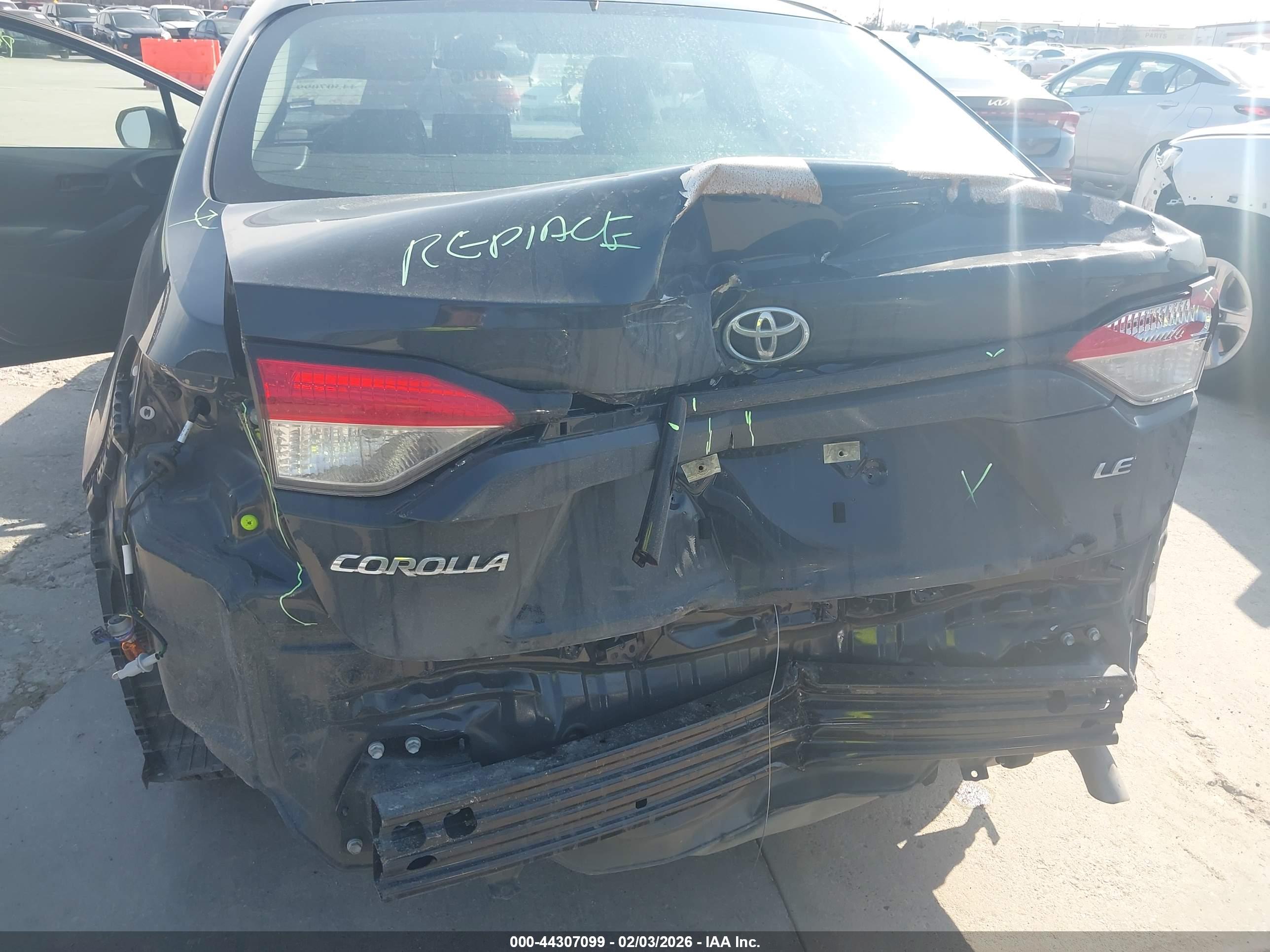 TOYOTA COROLLA image 6