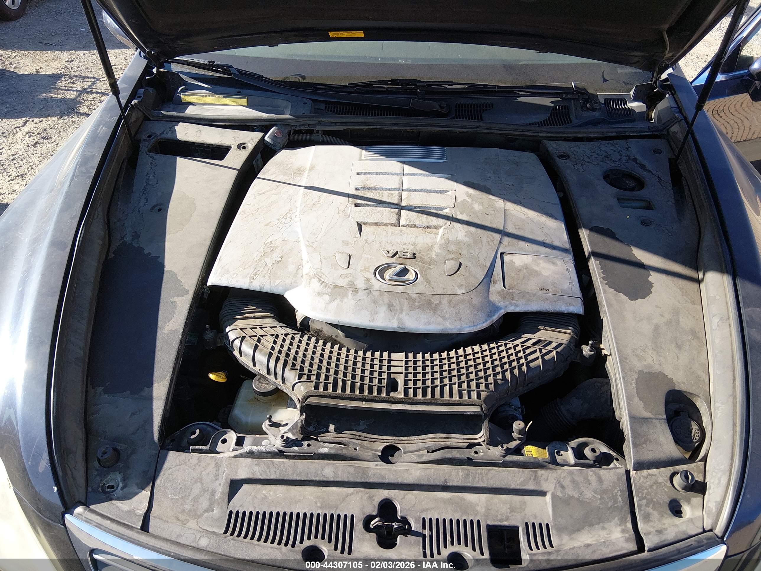 LEXUS LS image 10