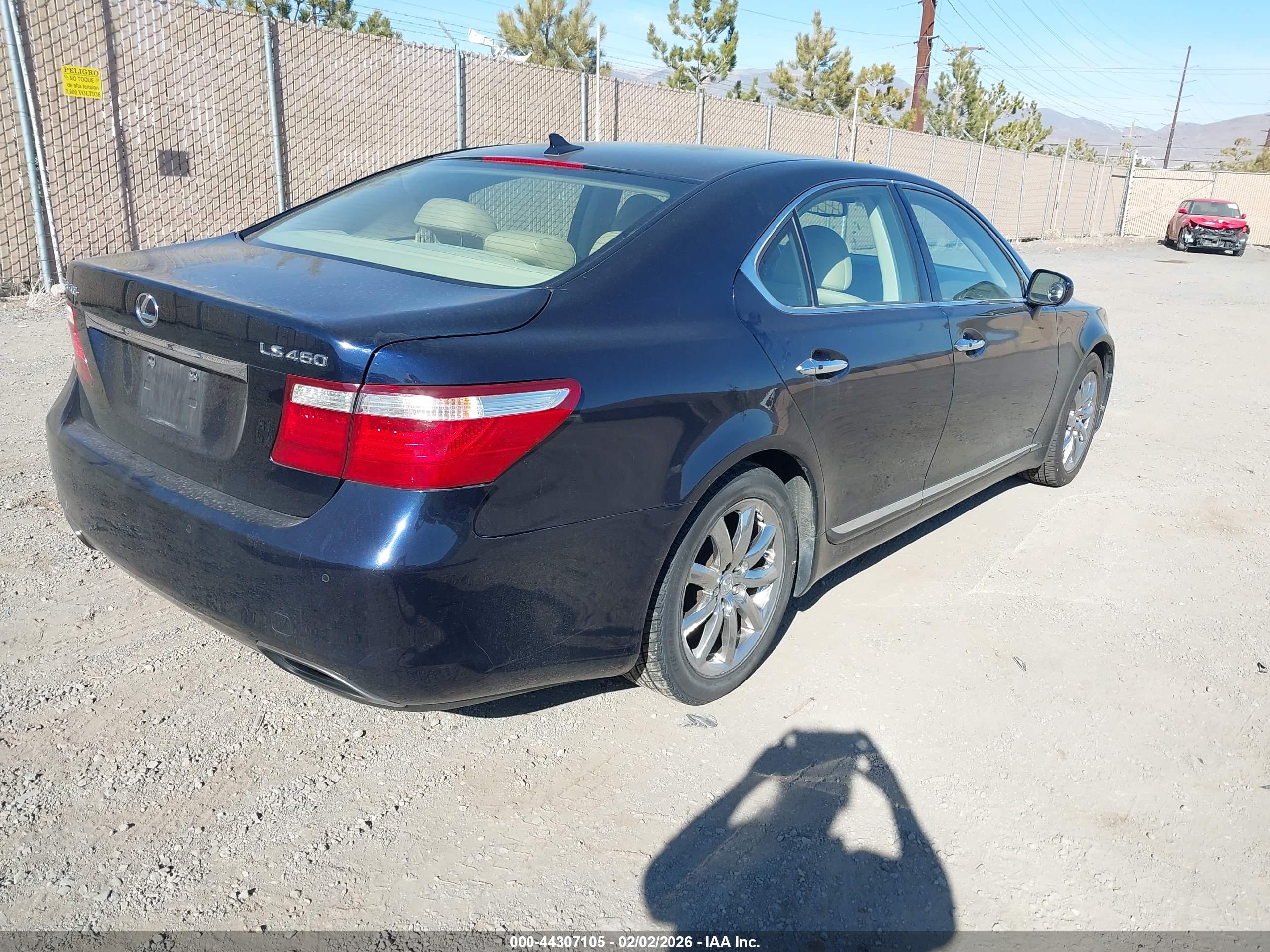 LEXUS LS image 4
