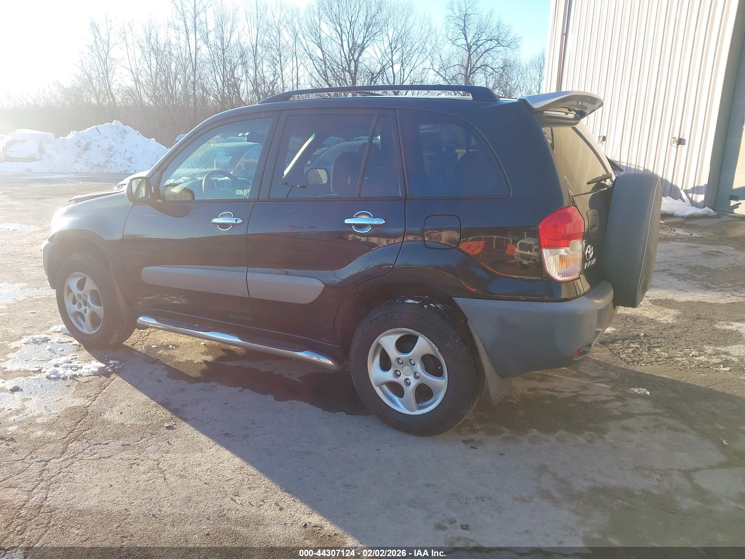 TOYOTA RAV4 image 3