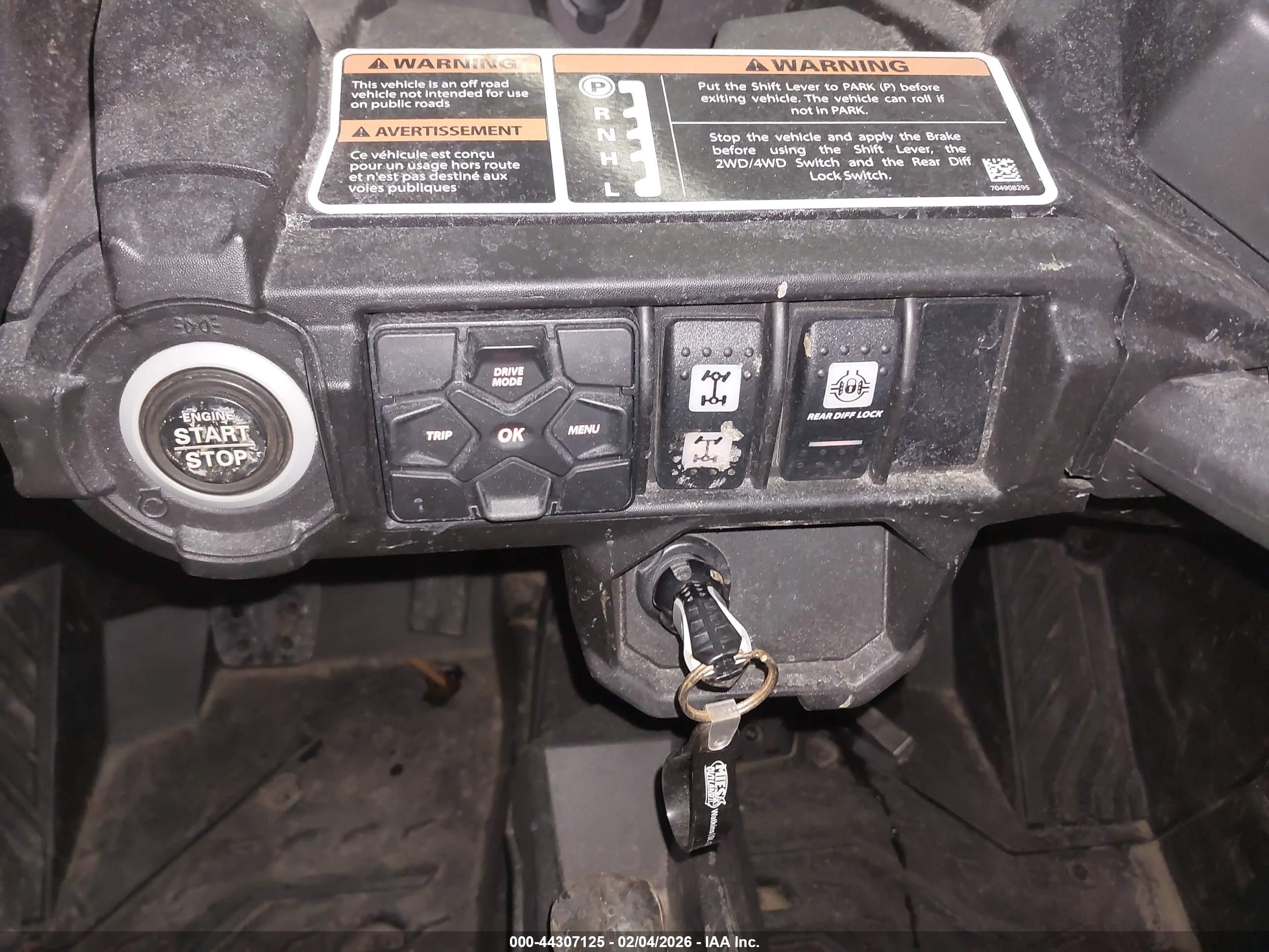 CAN-AM COMMANDER image 11