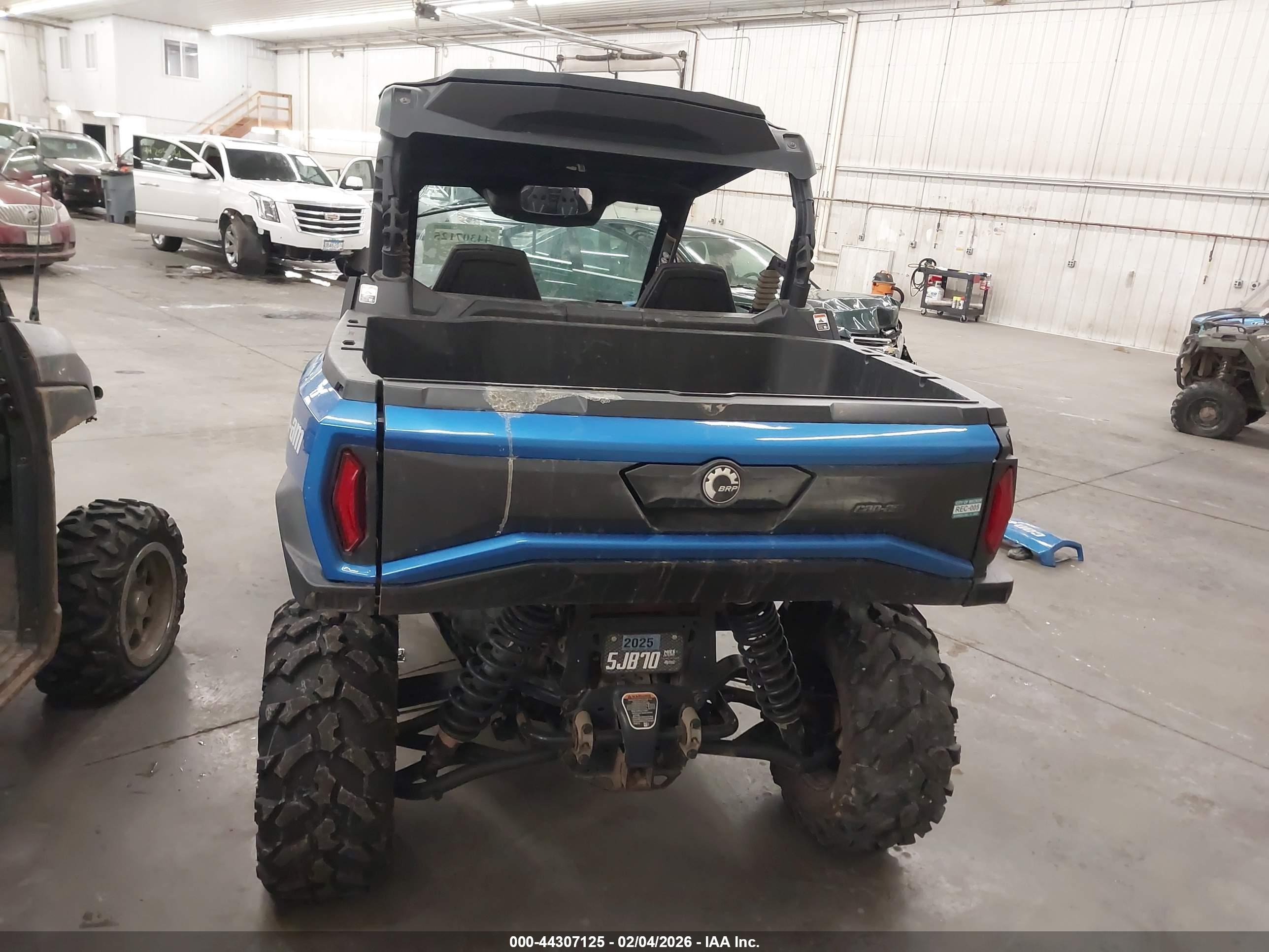 CAN-AM COMMANDER image 6