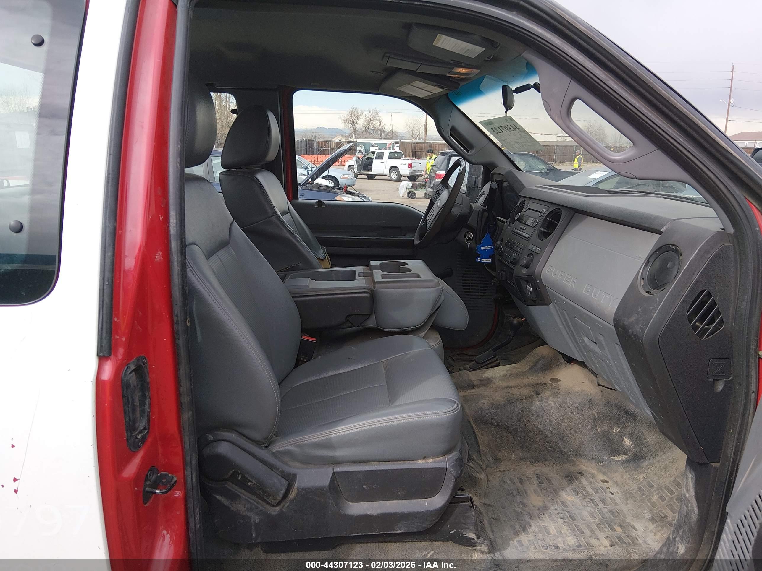 FORD F-250 image 5