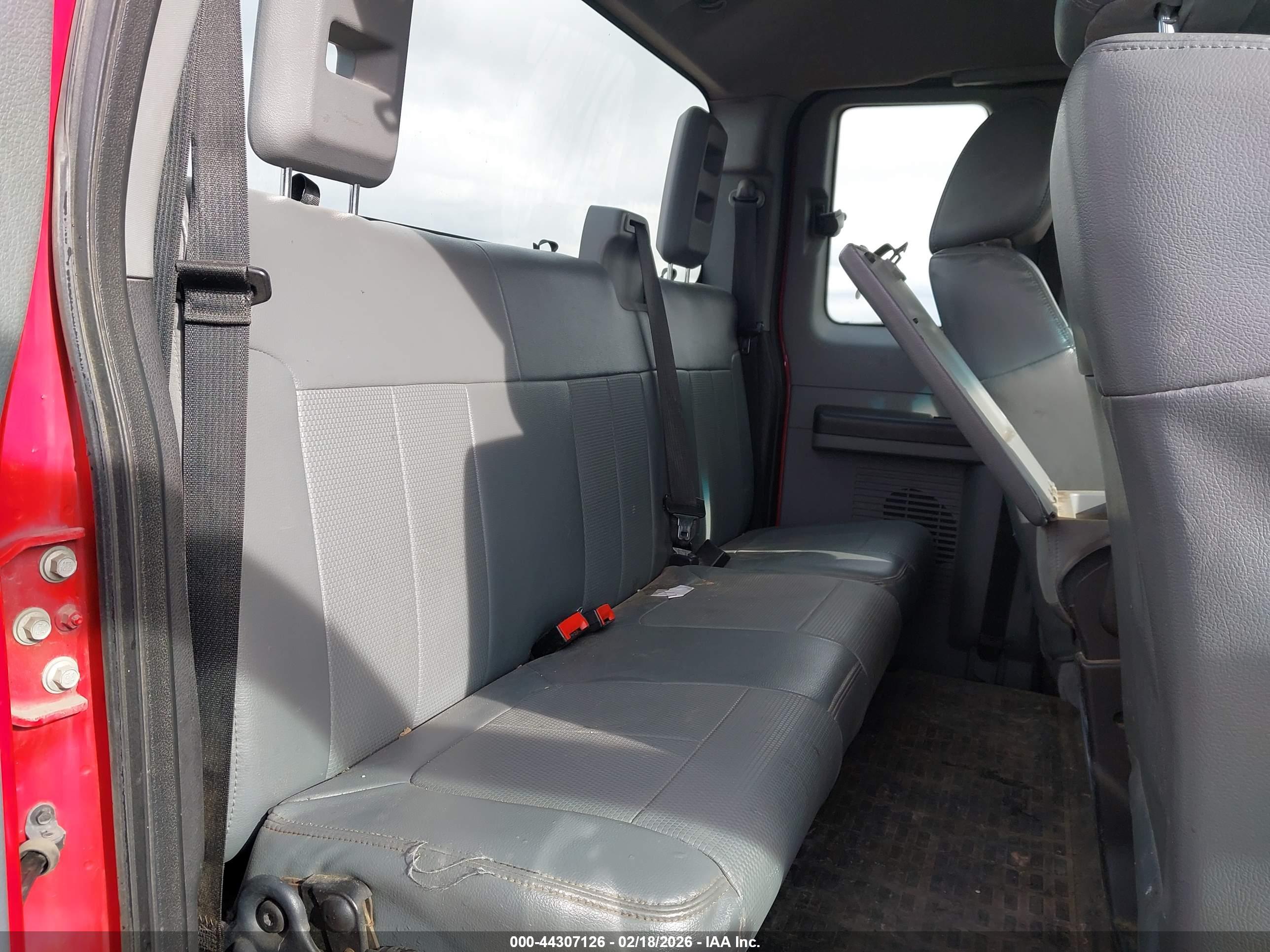 FORD F-250 image 8