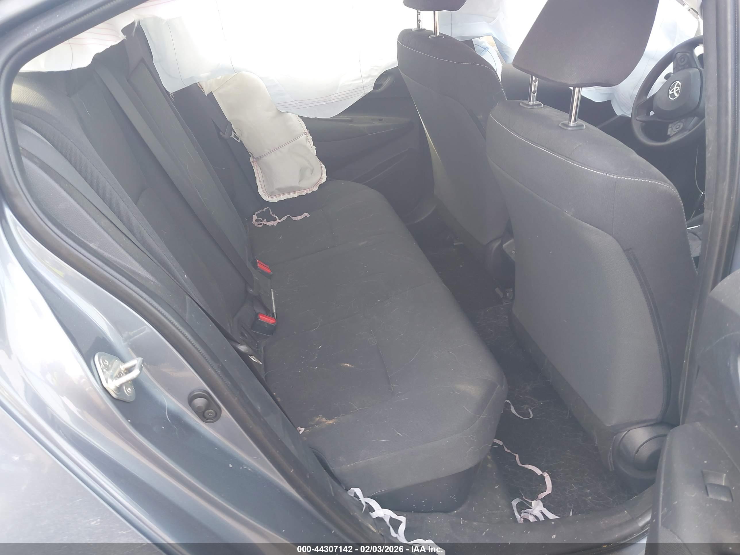 TOYOTA COROLLA image 8