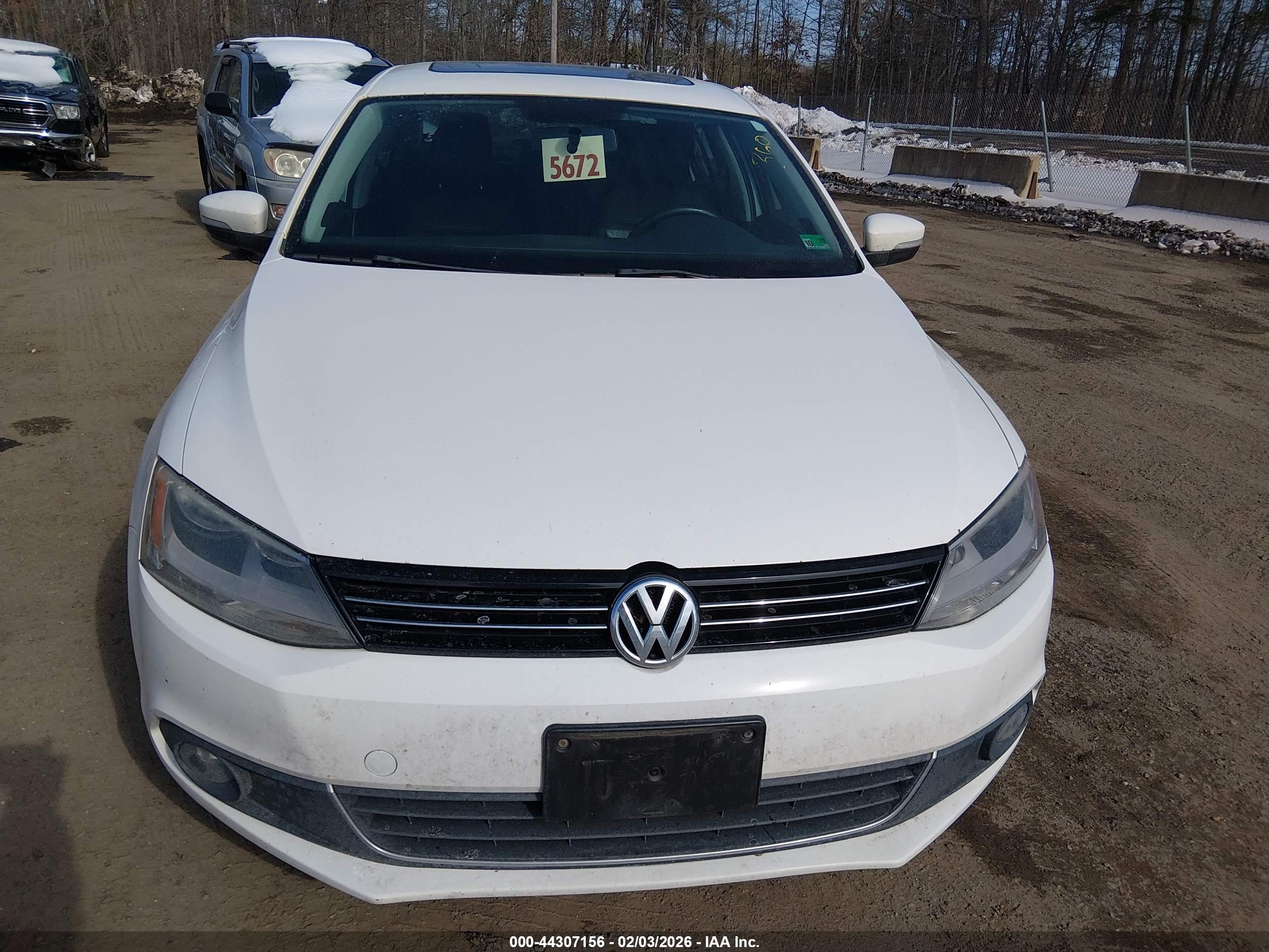 VOLKSWAGEN JETTA image 6