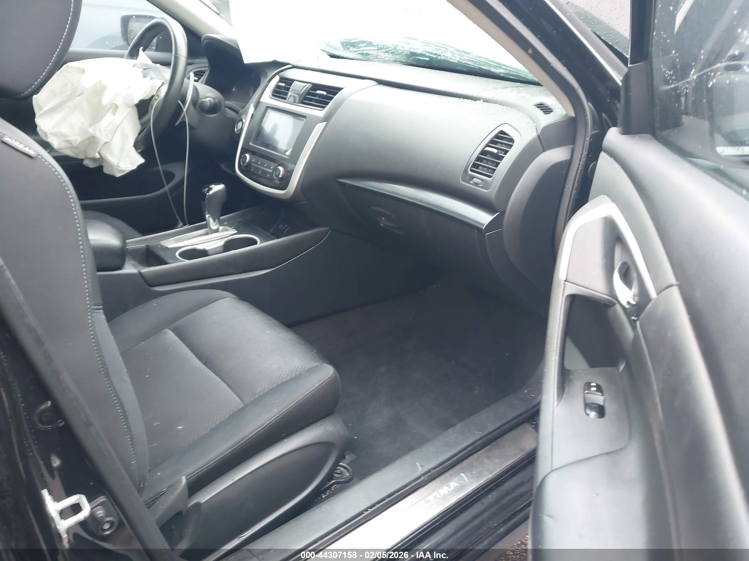 NISSAN ALTIMA image 5