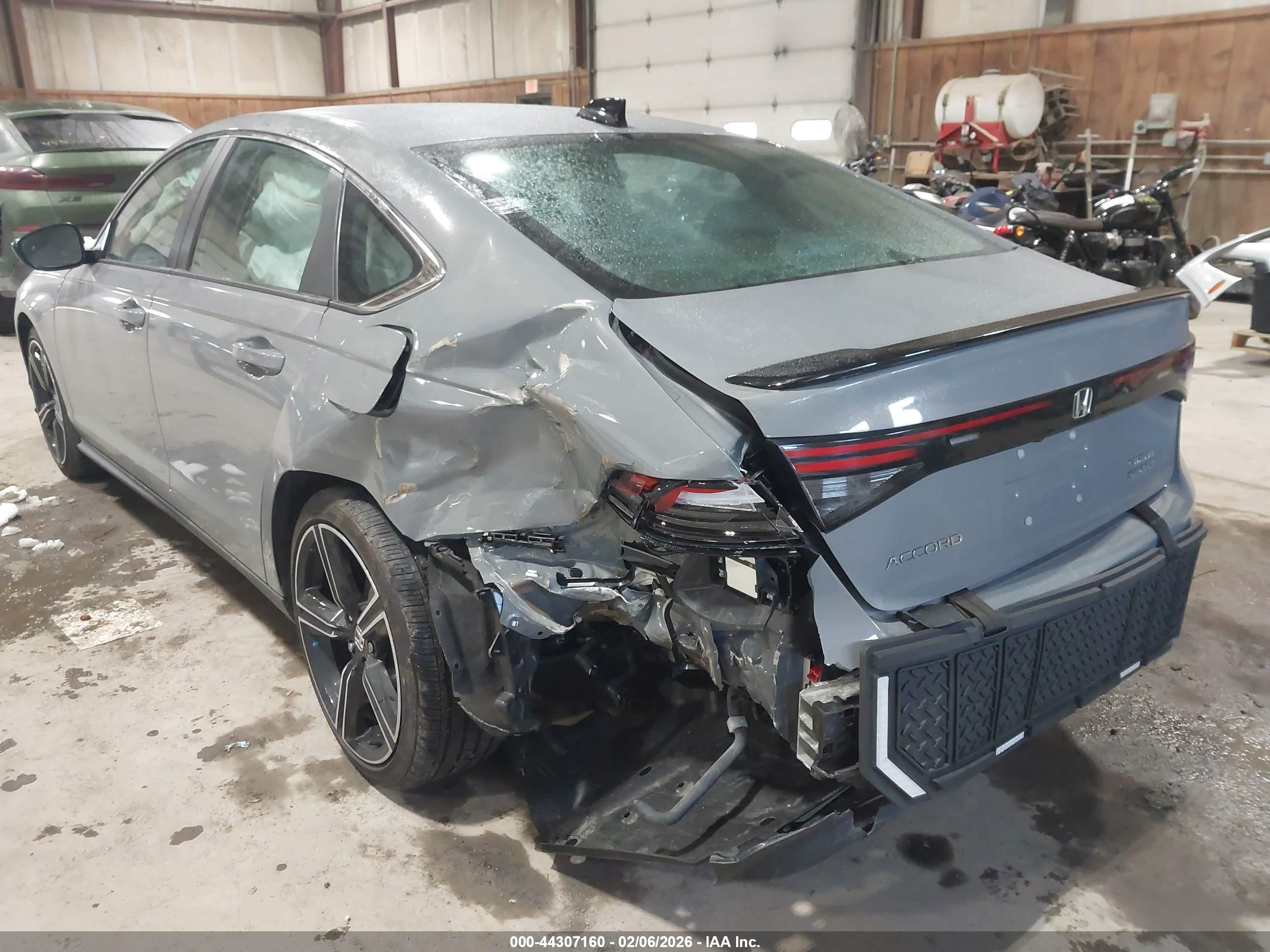 HONDA ACCORD image 6