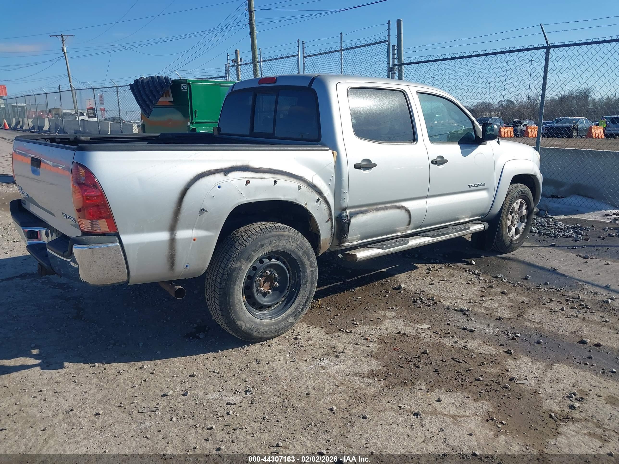 TOYOTA TACOMA image 4