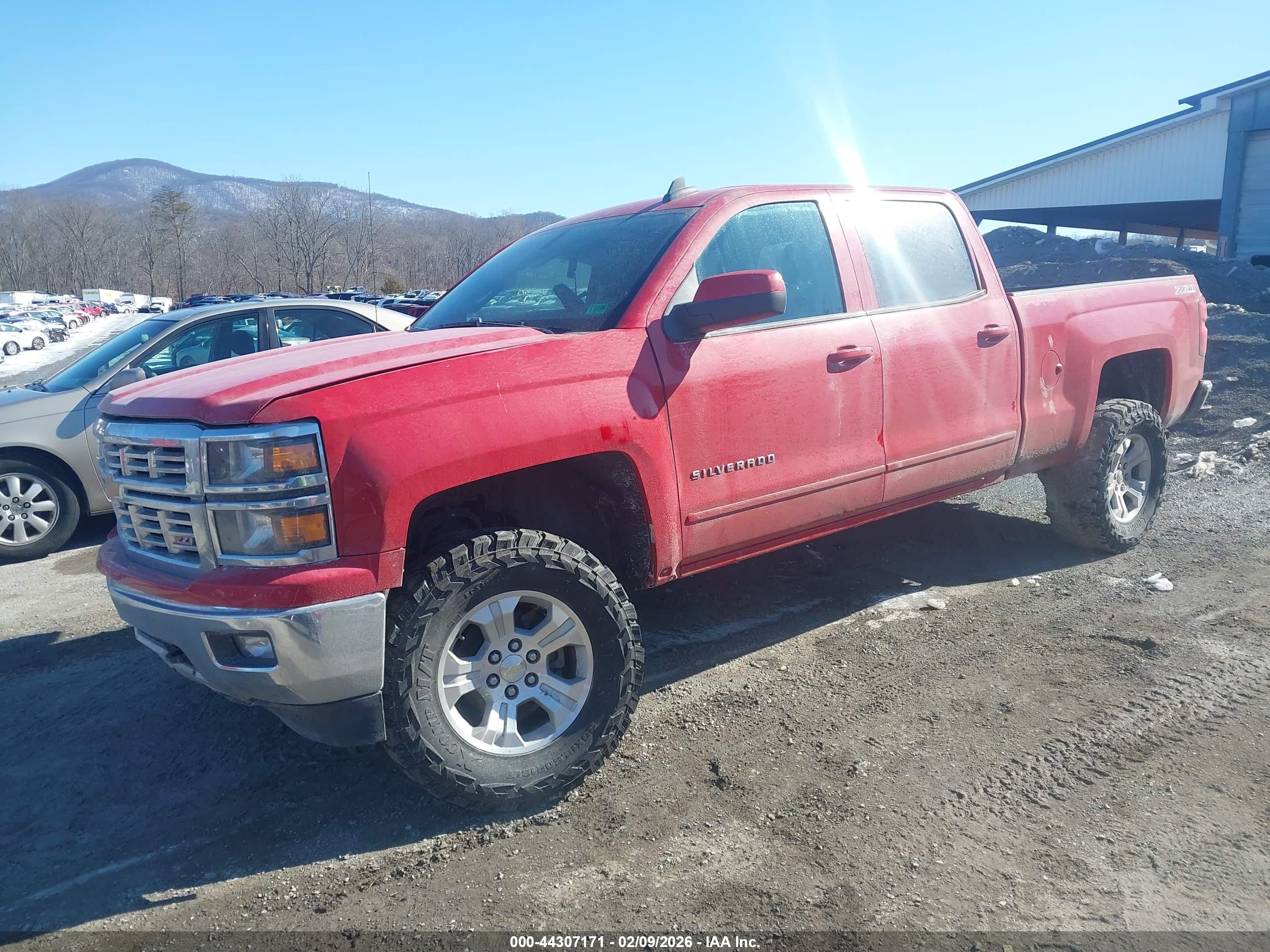 CHEVROLET SILVERADO image 2