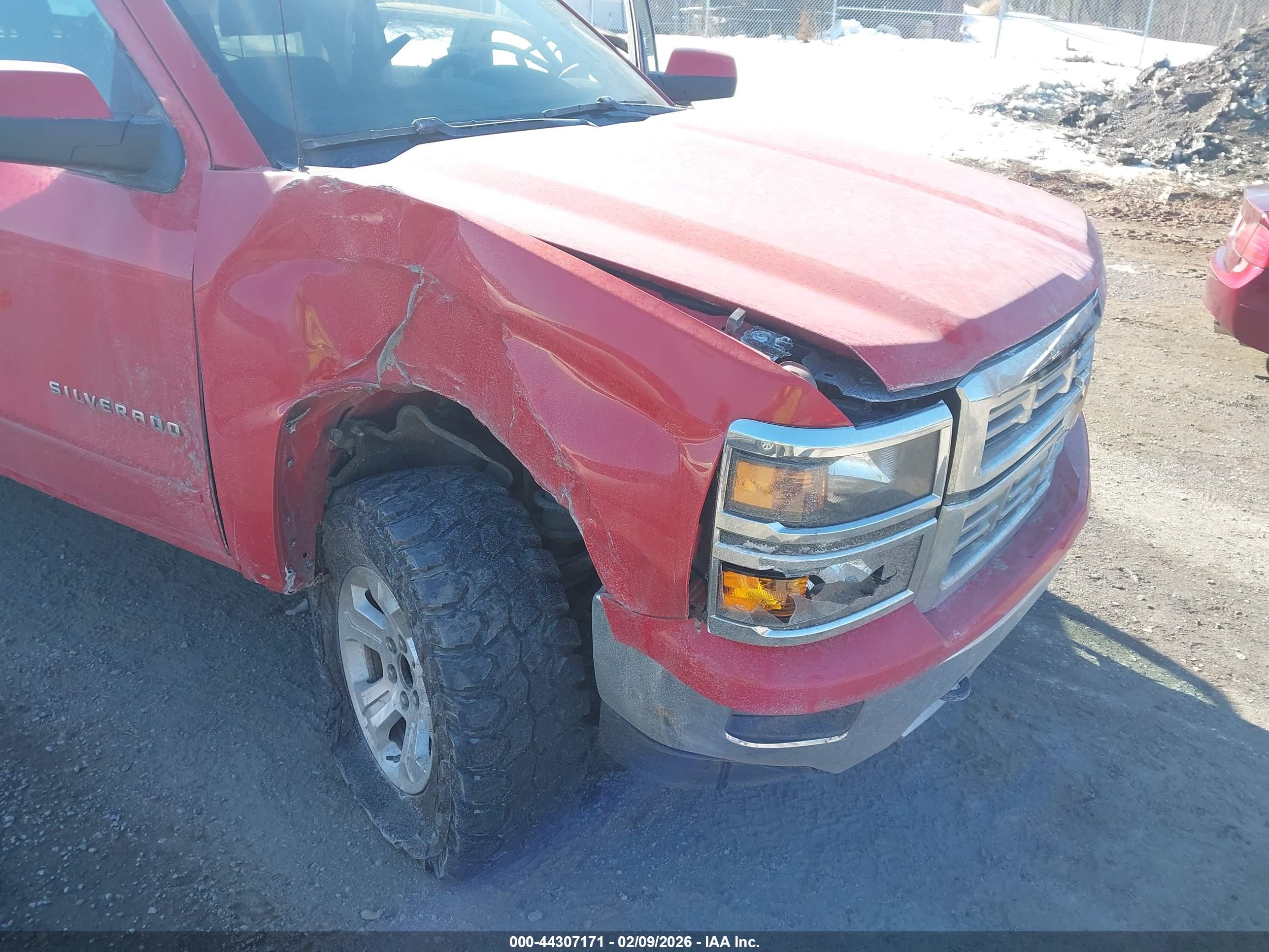 CHEVROLET SILVERADO image 6