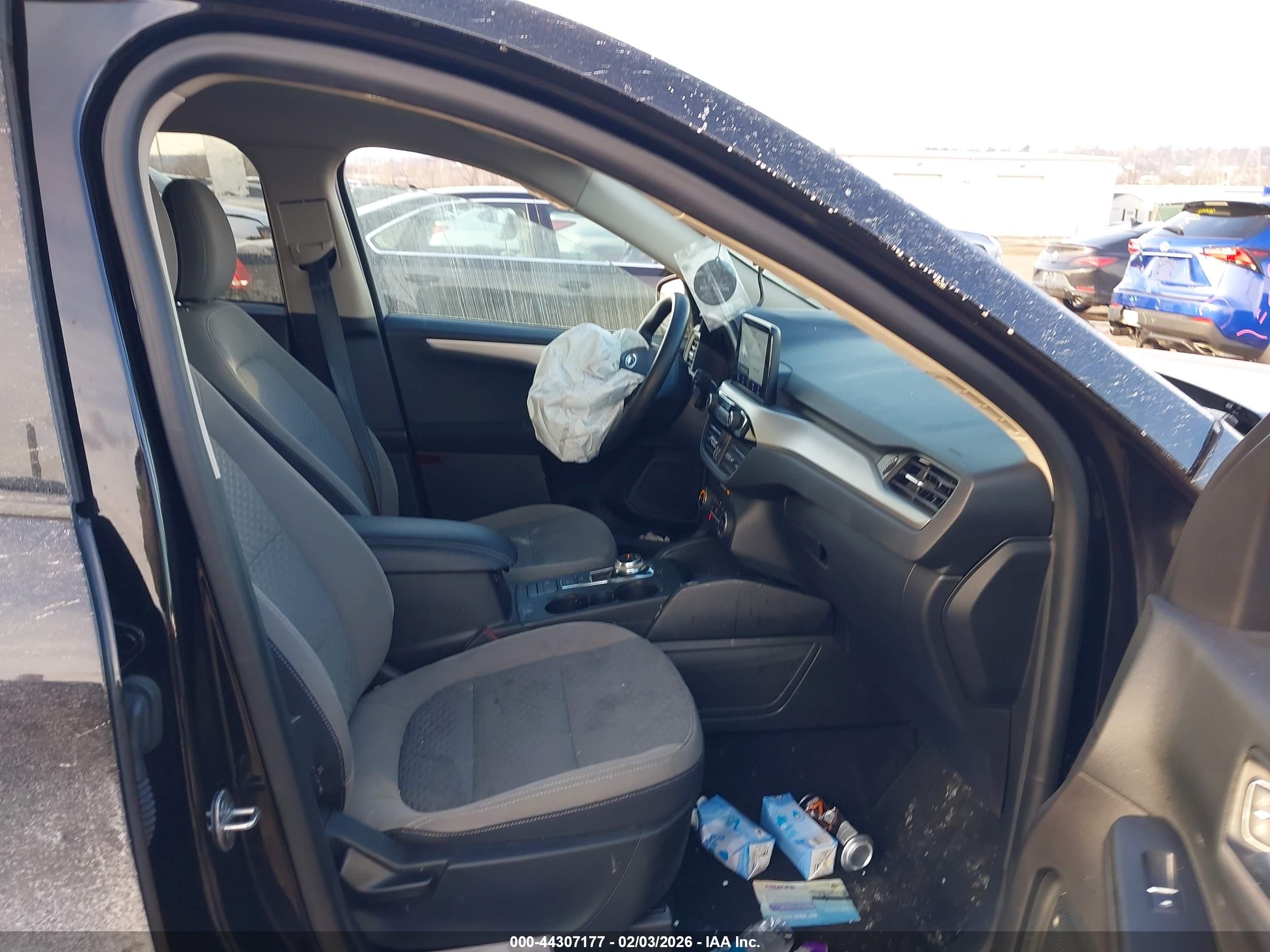FORD ESCAPE image 5