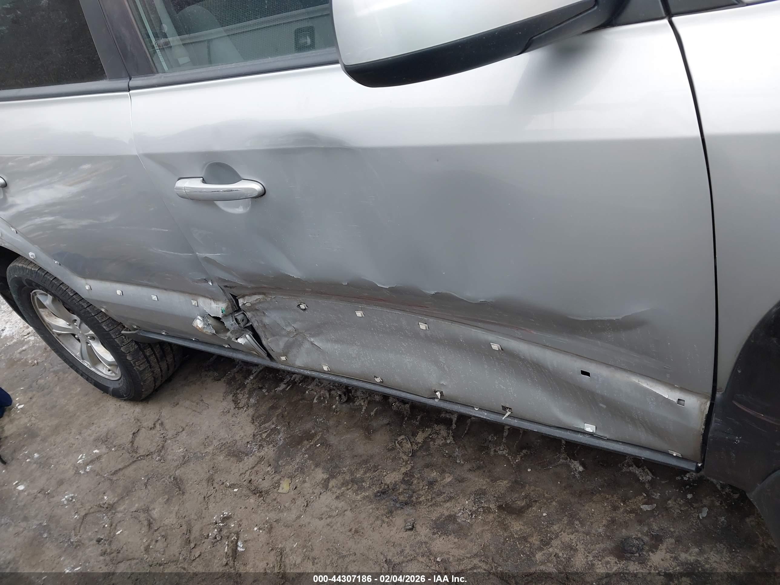 HYUNDAI TUCSON image 6