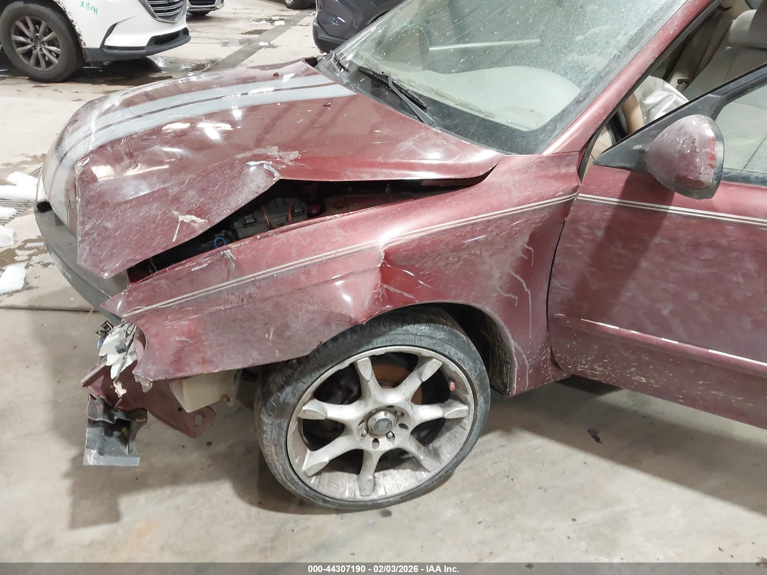 KIA SPECTRA image 6