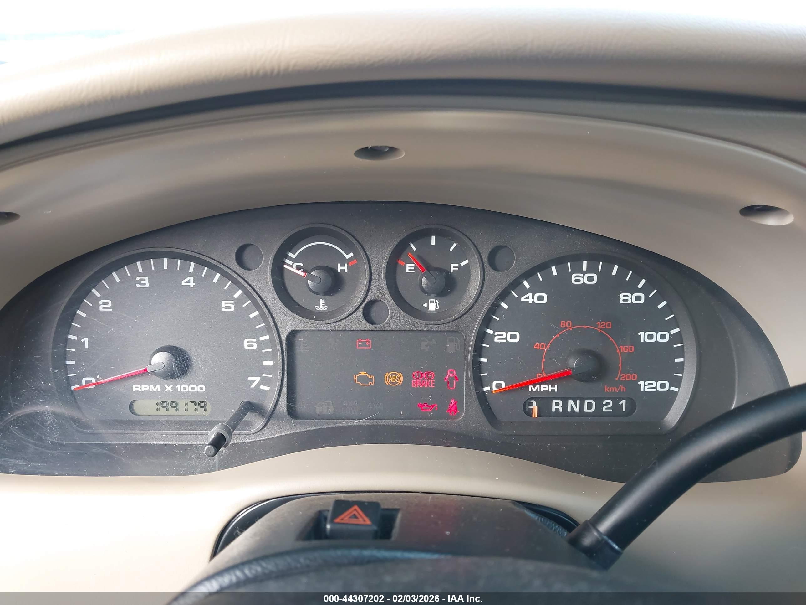 FORD RANGER image 7