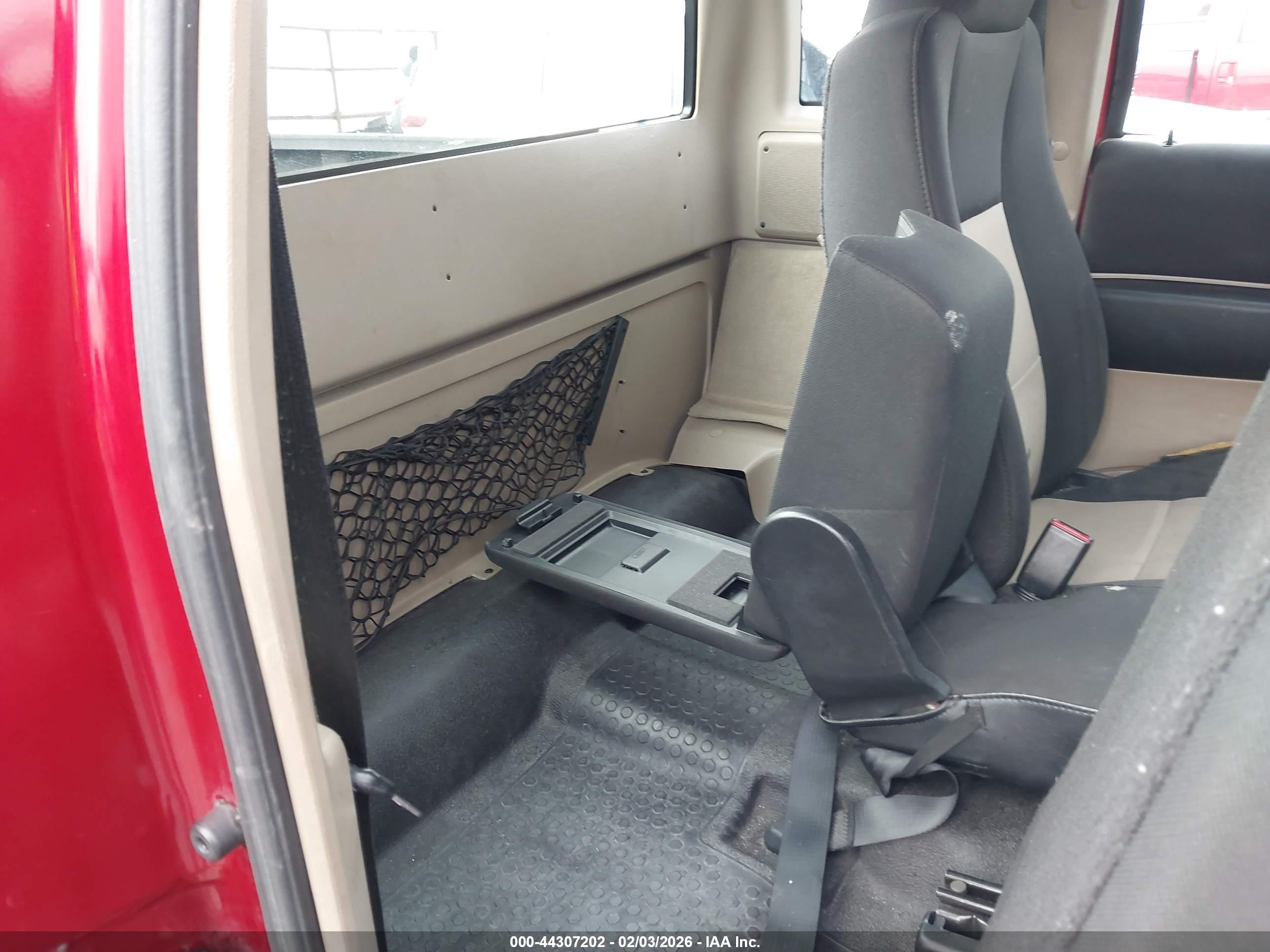 FORD RANGER image 8
