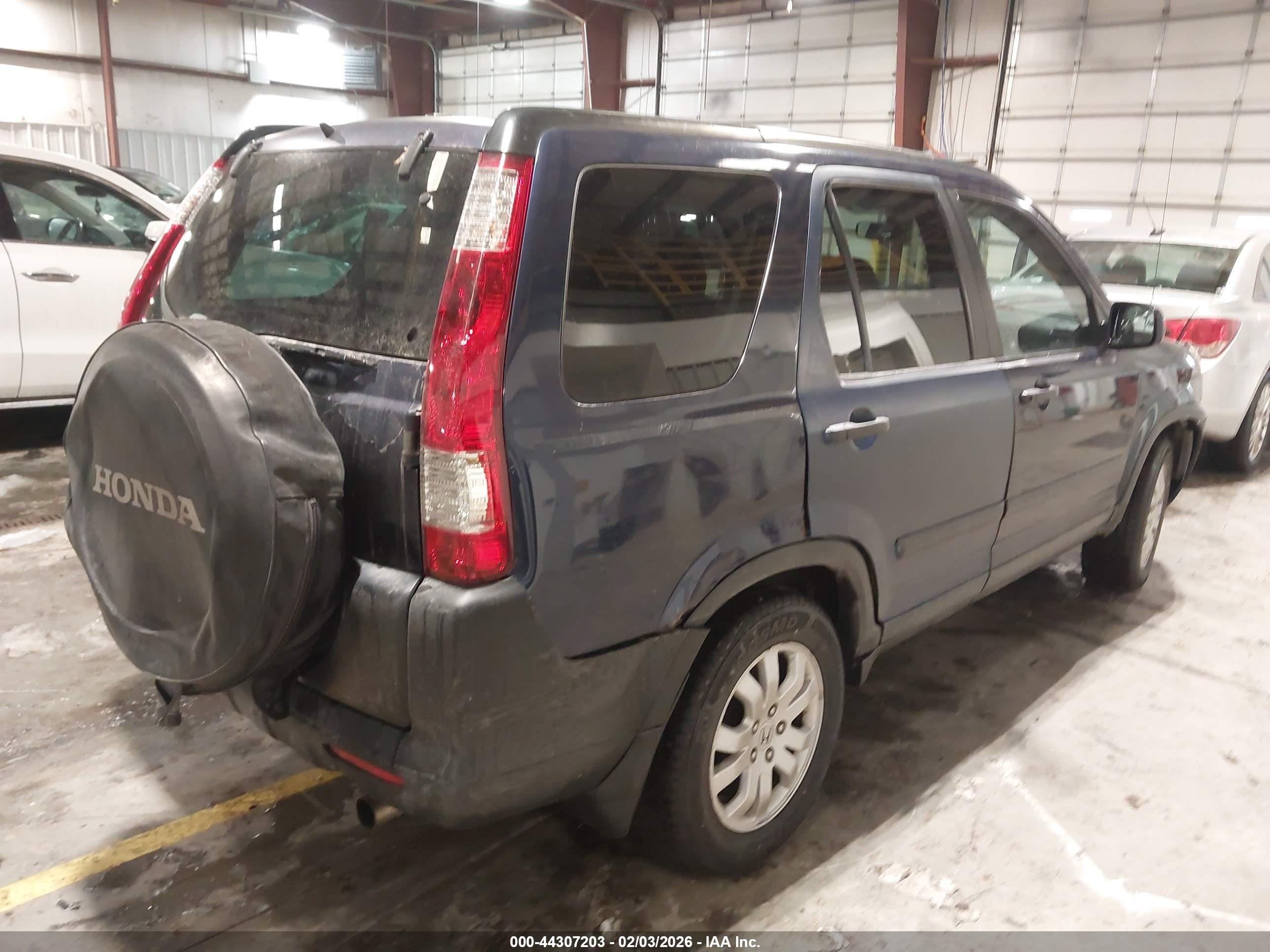 HONDA CR-V image 4