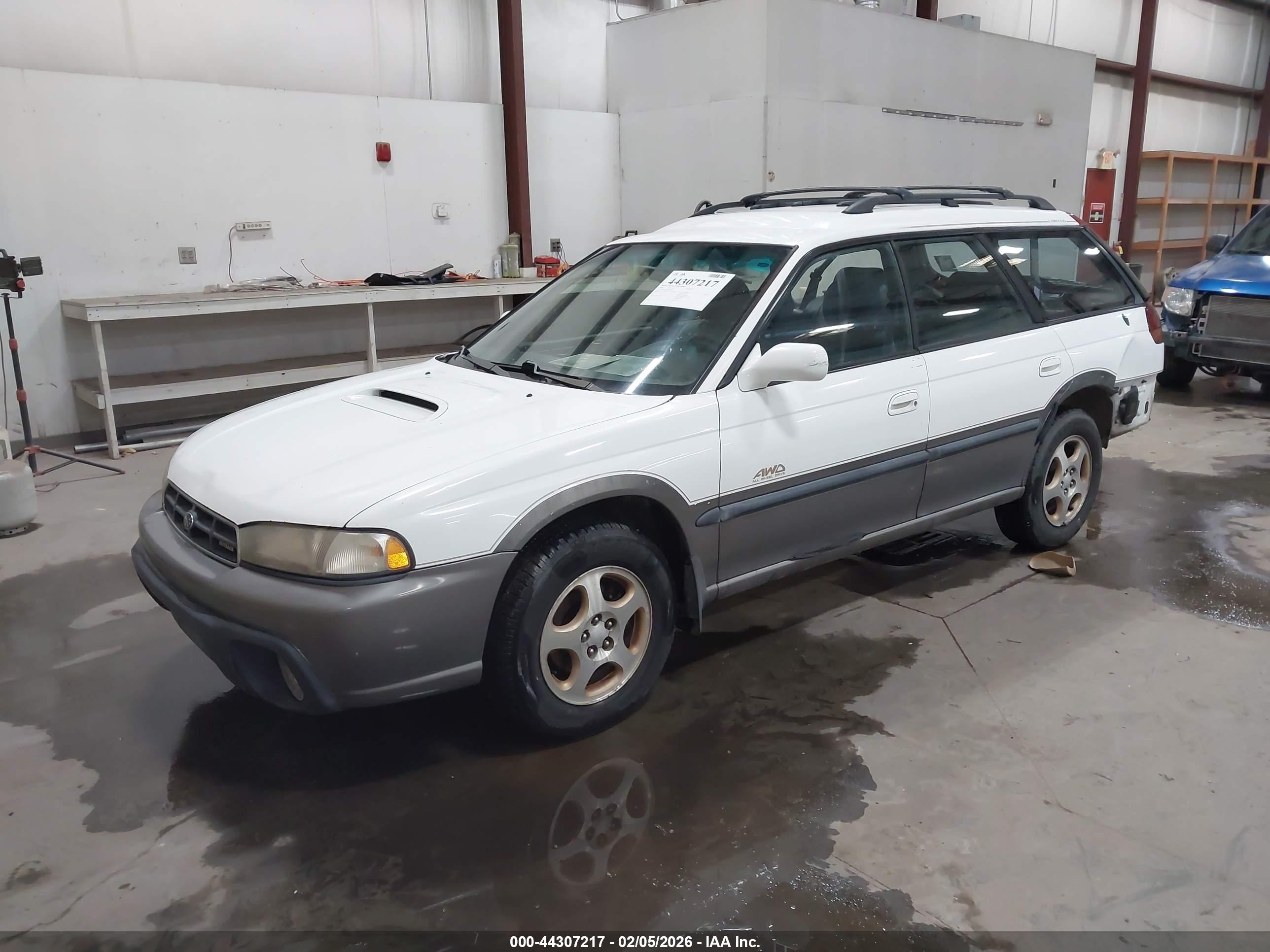 SUBARU LEGACY image 2