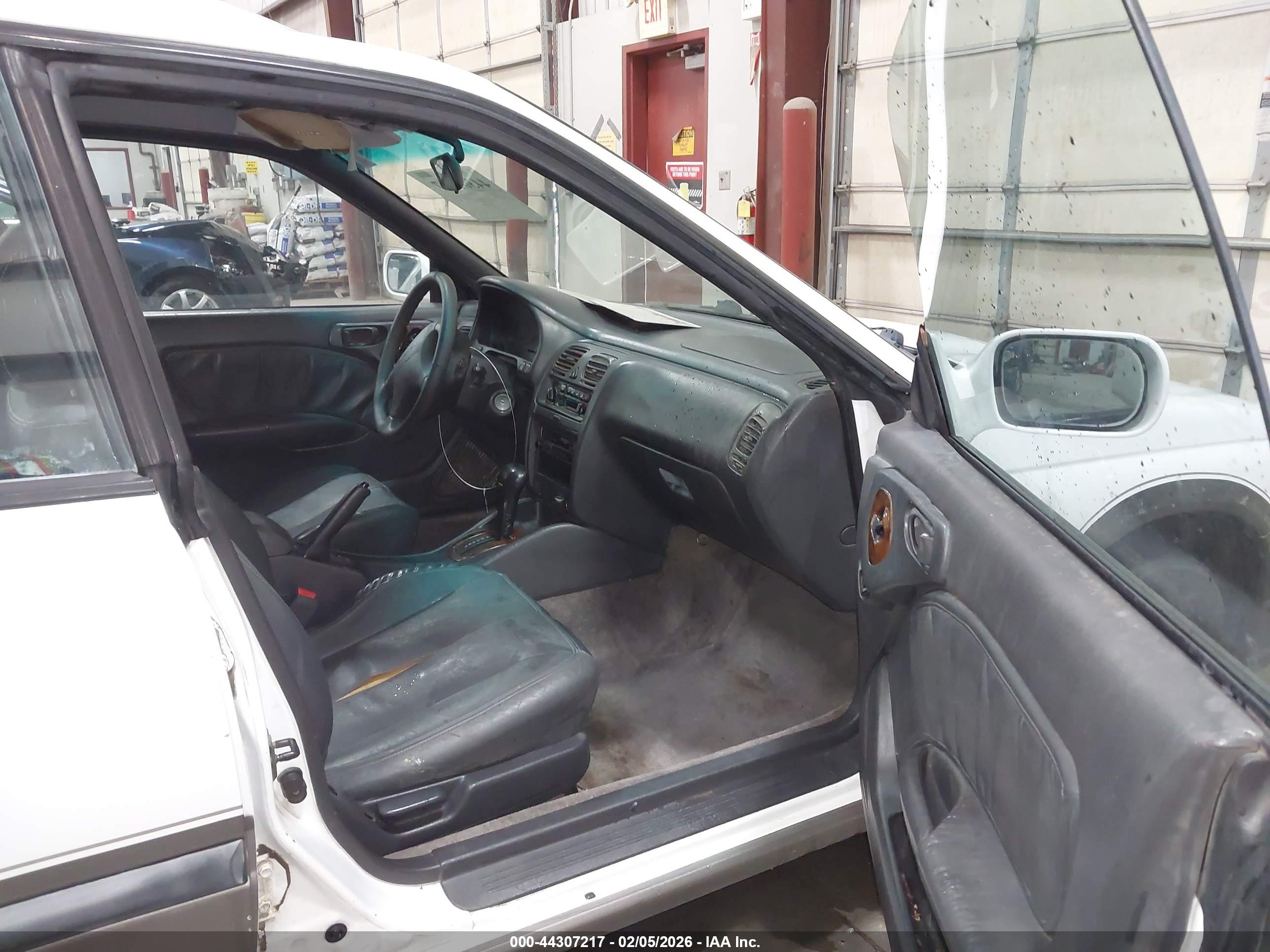 SUBARU LEGACY image 5