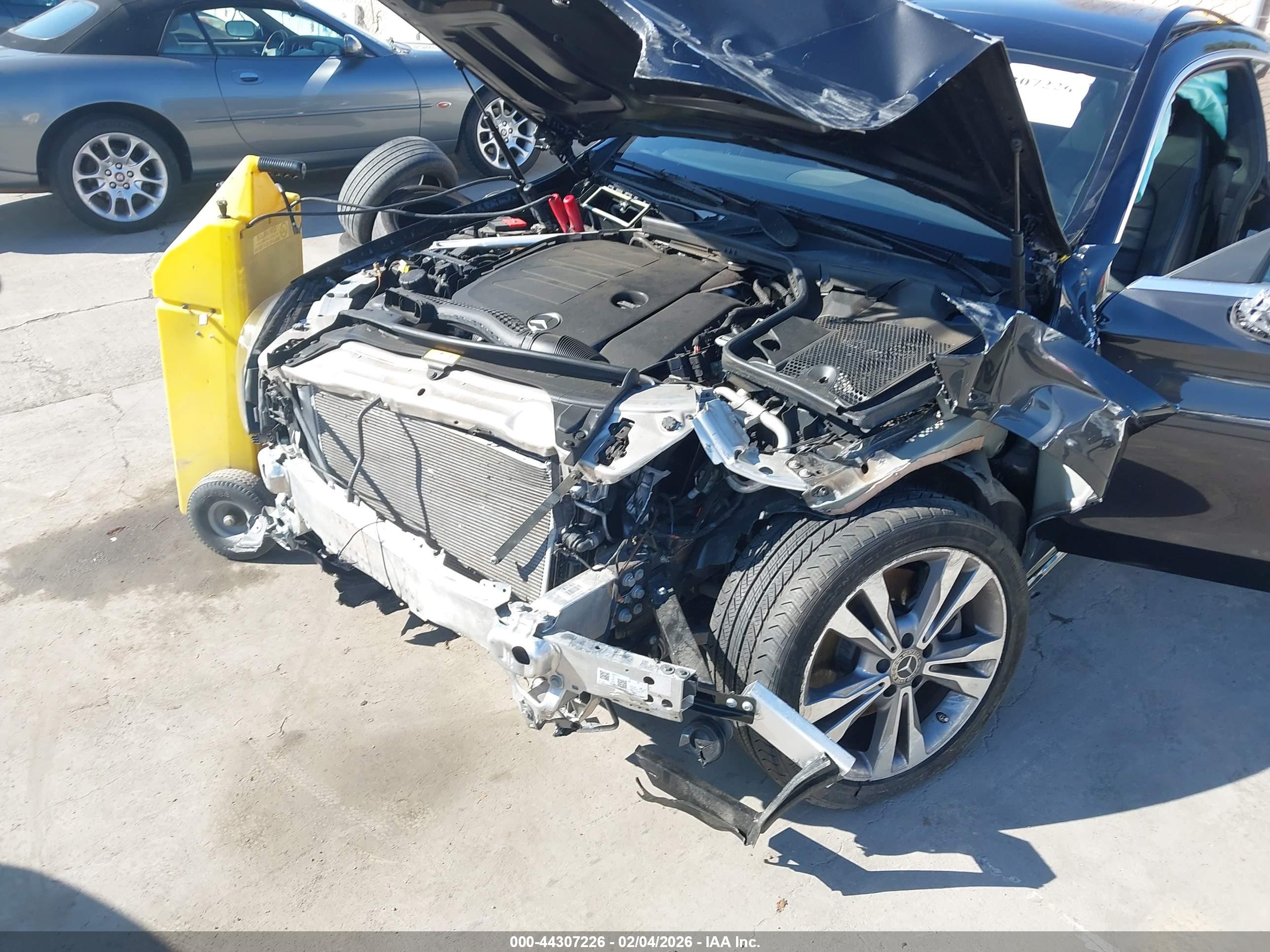MERCEDES-BENZ C image 6
