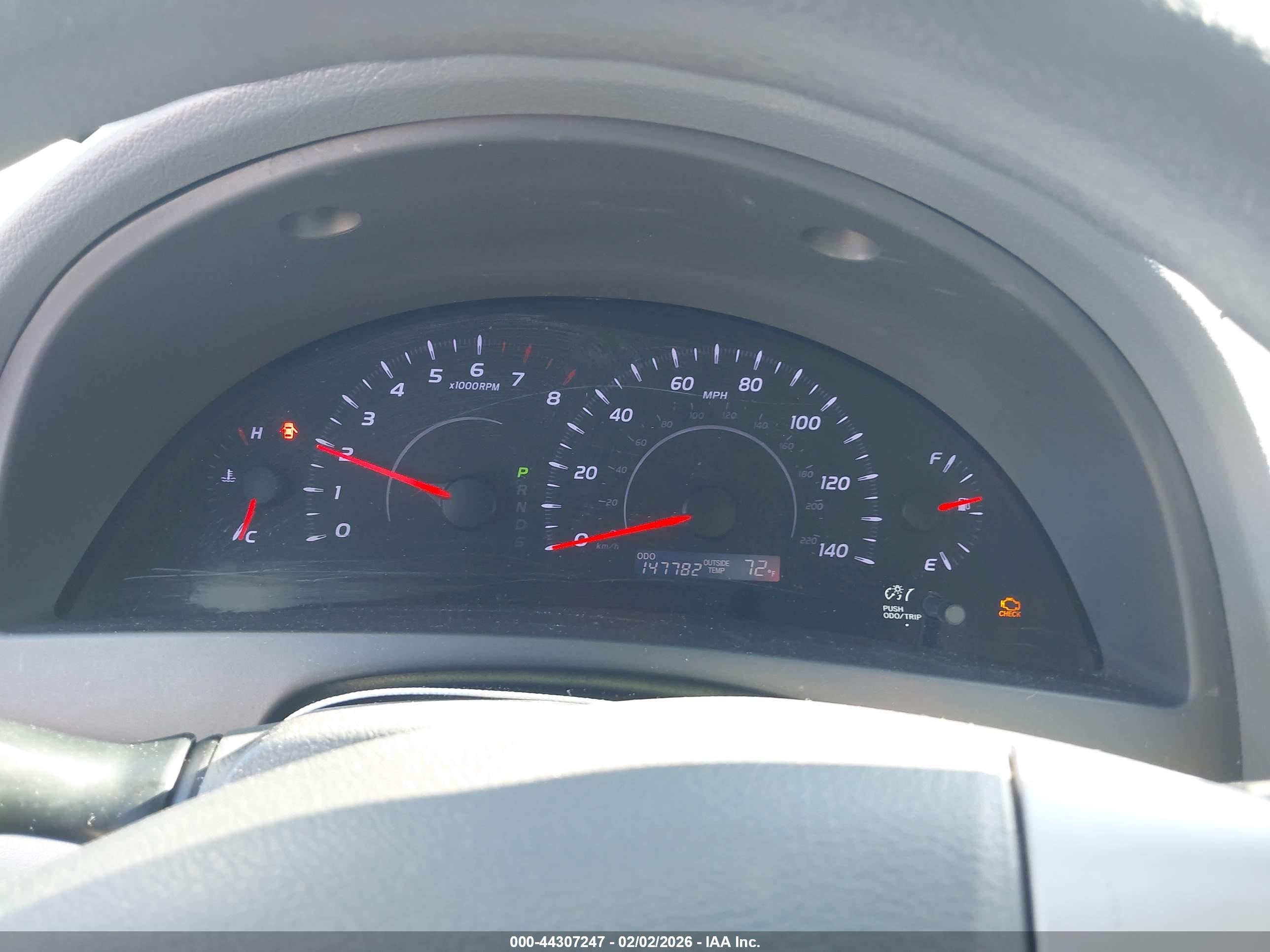 TOYOTA CAMRY image 7