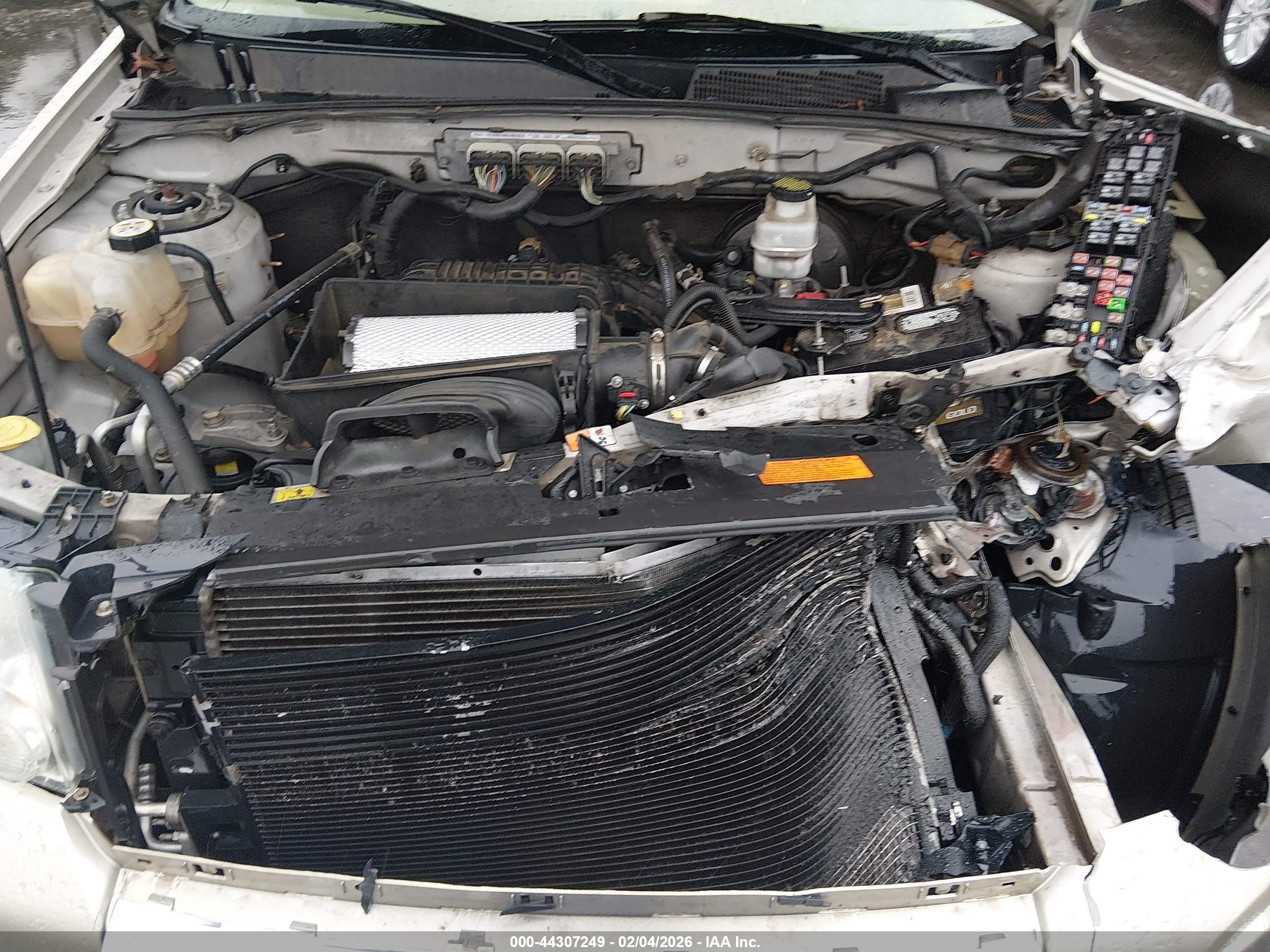 FORD ESCAPE image 10