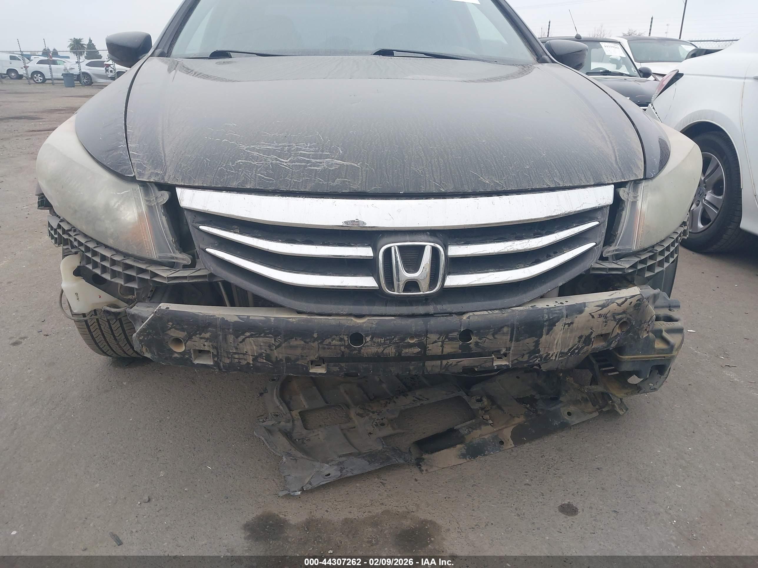 HONDA ACCORD image 6