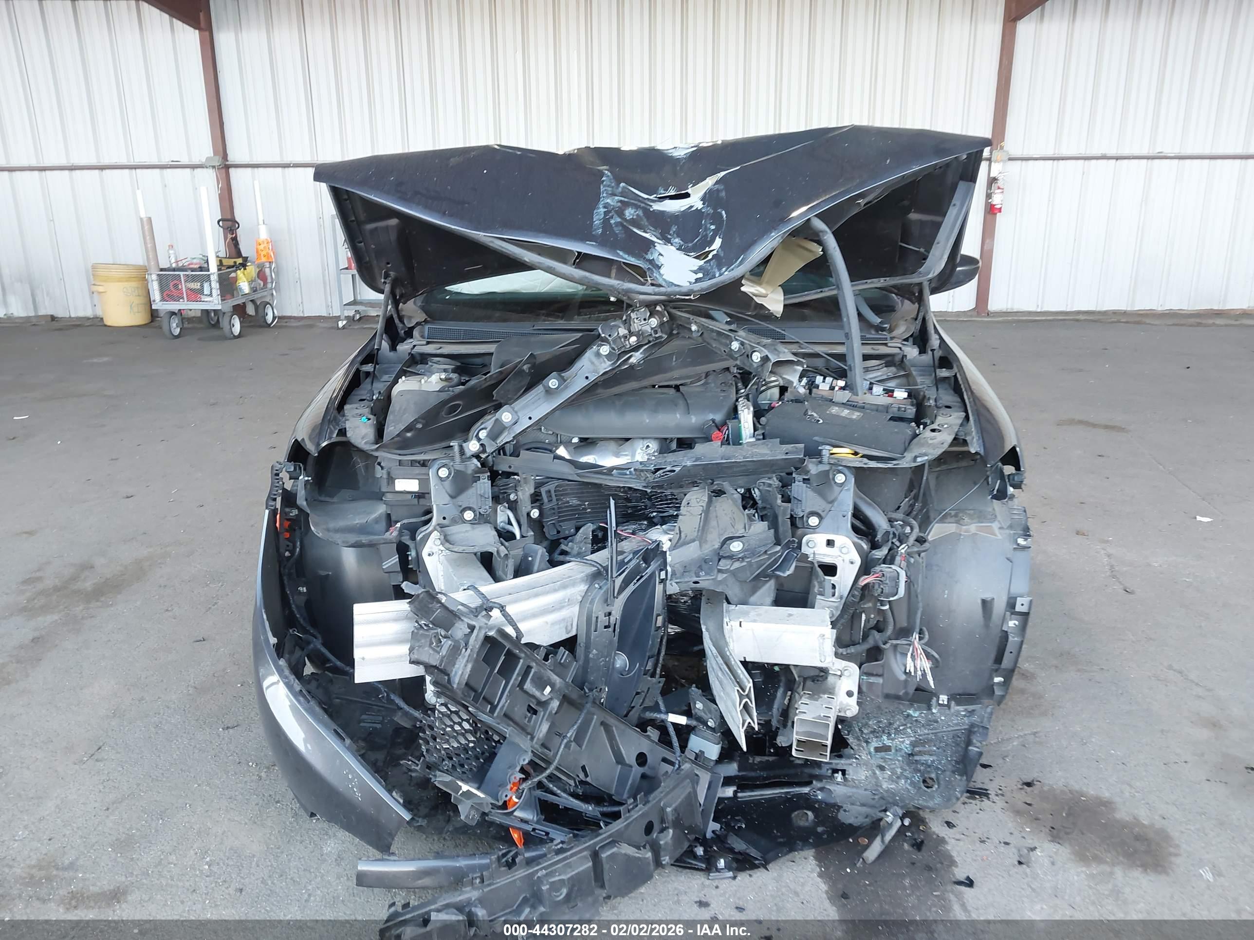 CHRYSLER 200 image 6