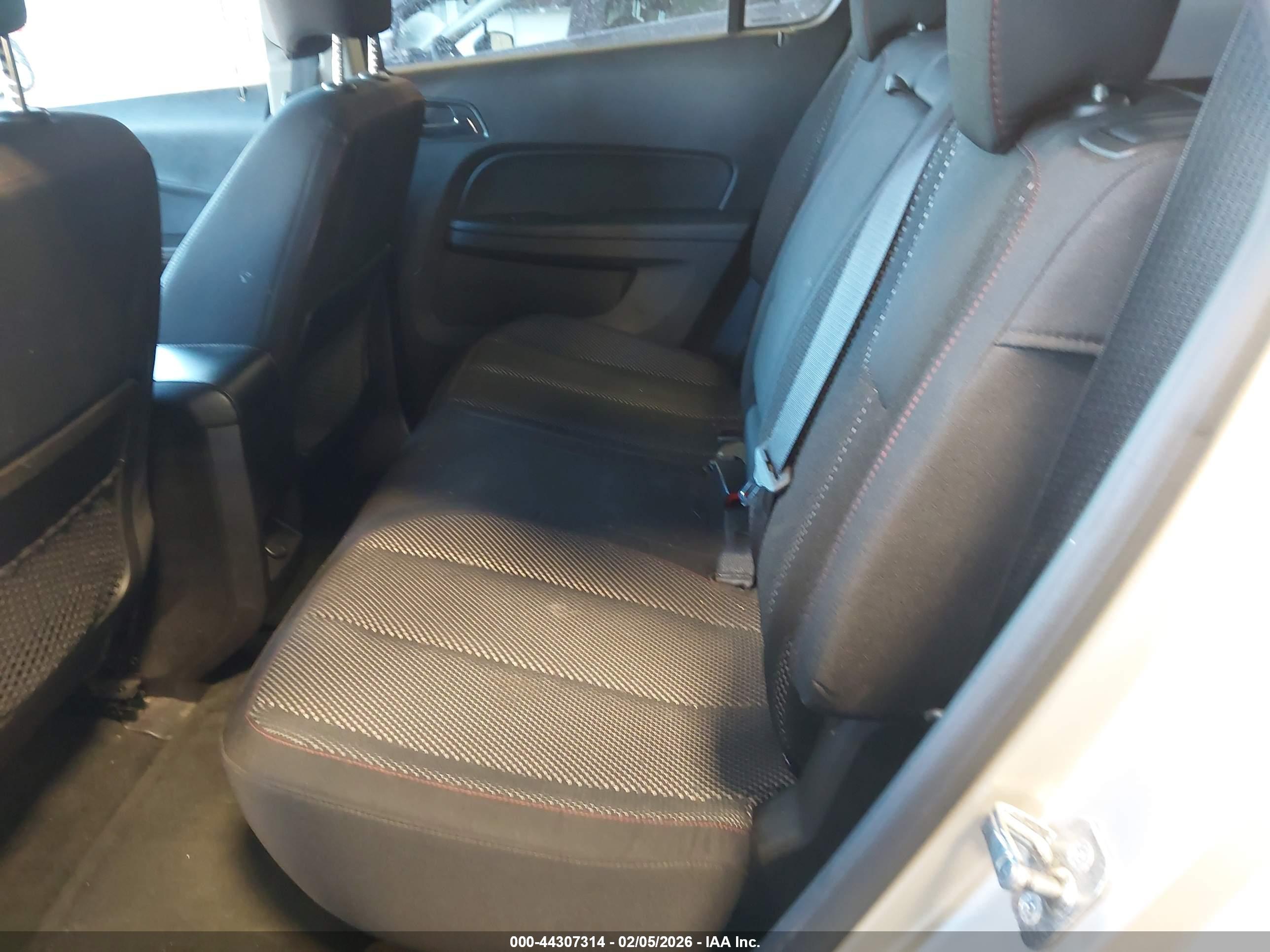 CHEVROLET EQUINOX image 8