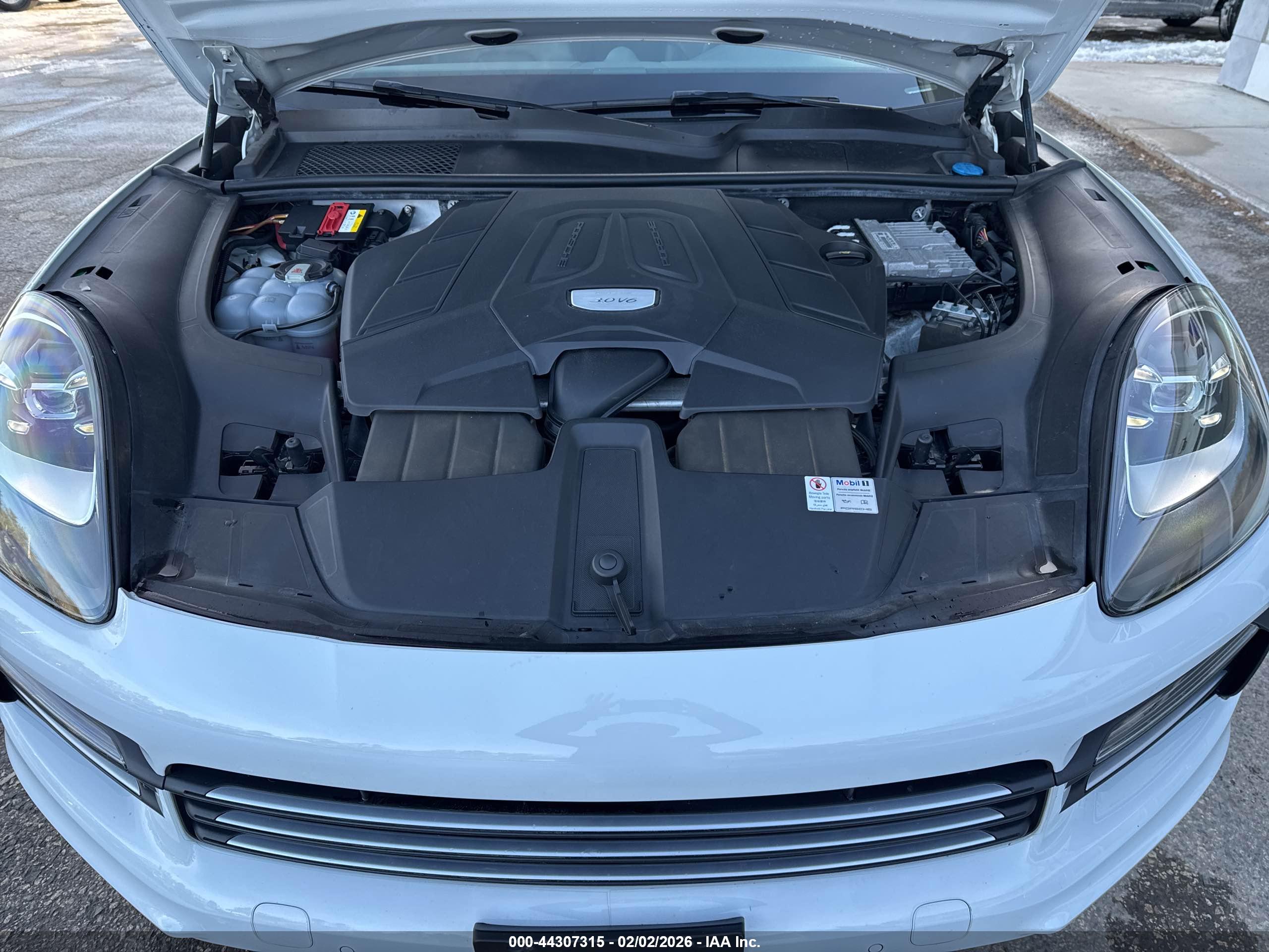 PORSCHE CAYENNE image 10
