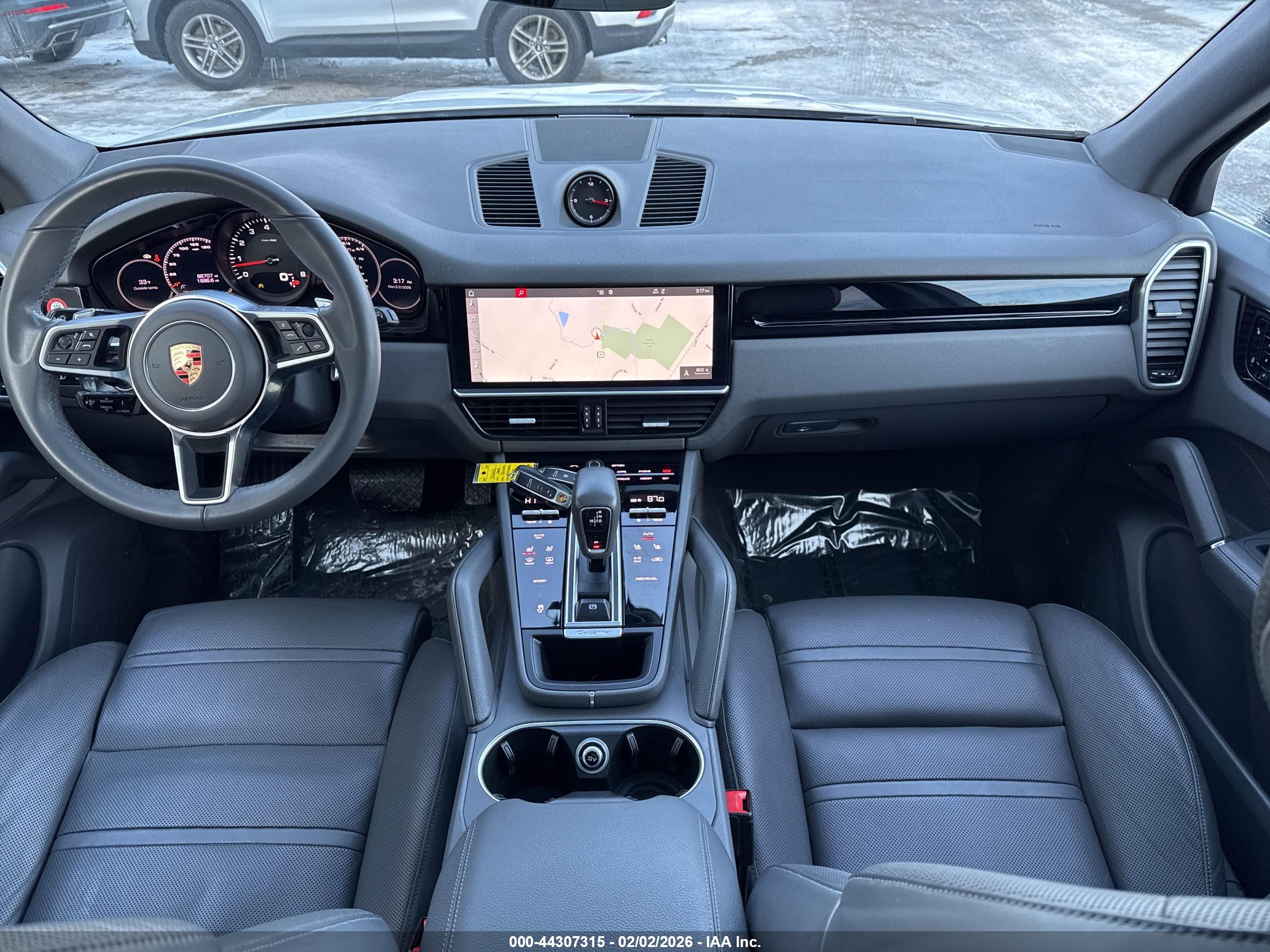 PORSCHE CAYENNE image 6