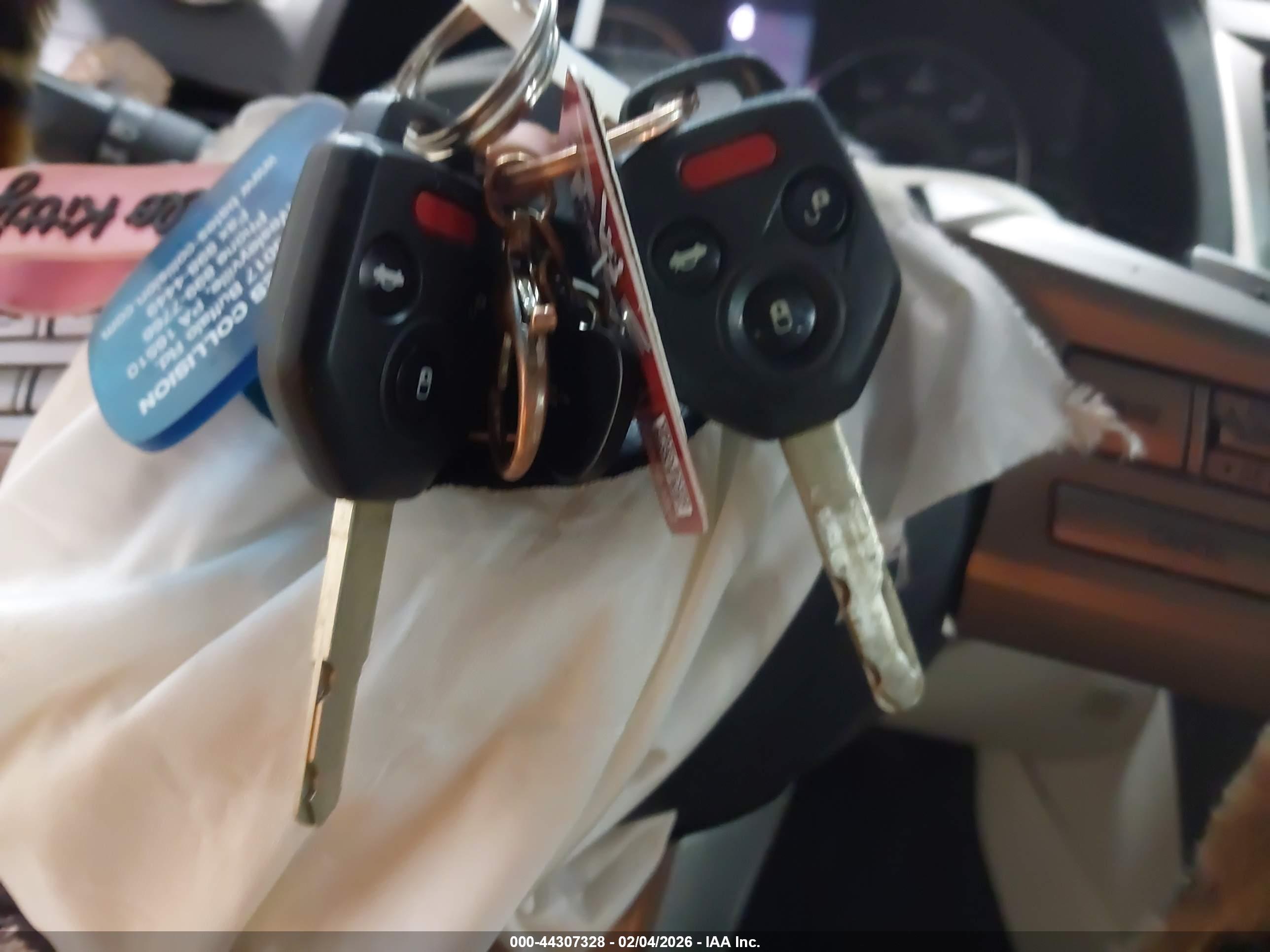SUBARU OUTBACK image 11