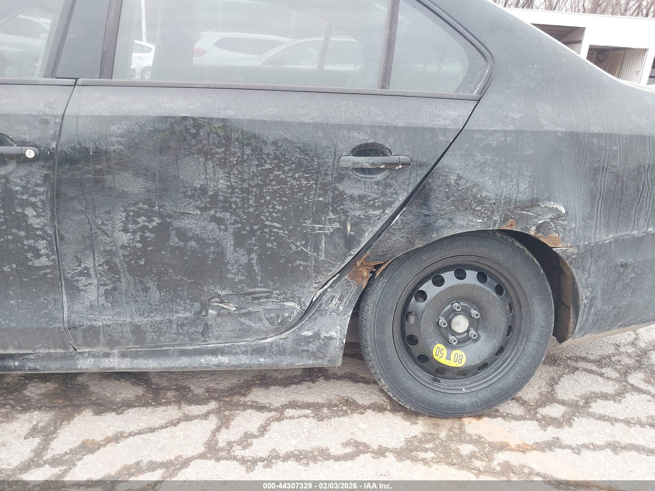 VOLKSWAGEN JETTA image 6