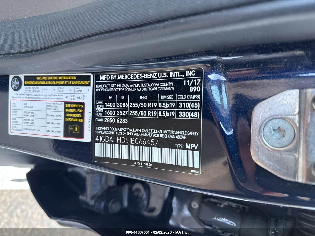 MERCEDES-BENZ GLE image 9