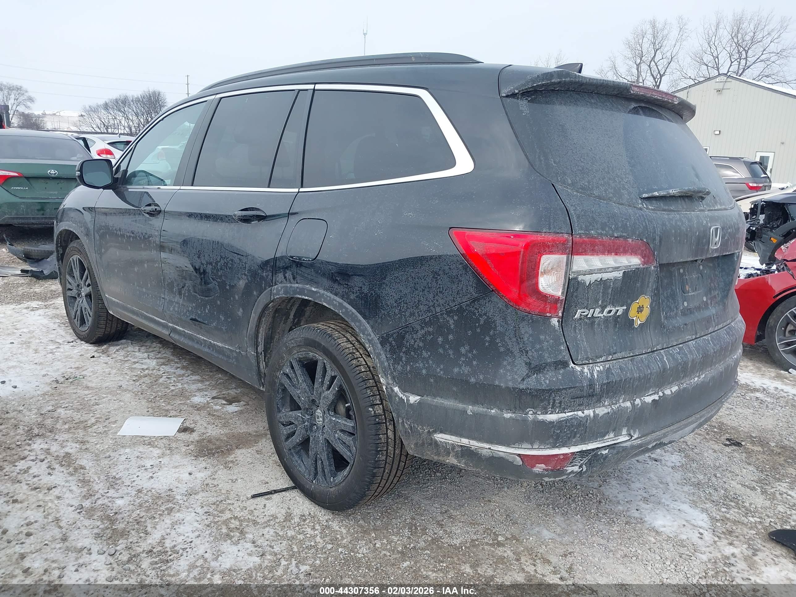 HONDA PILOT image 3