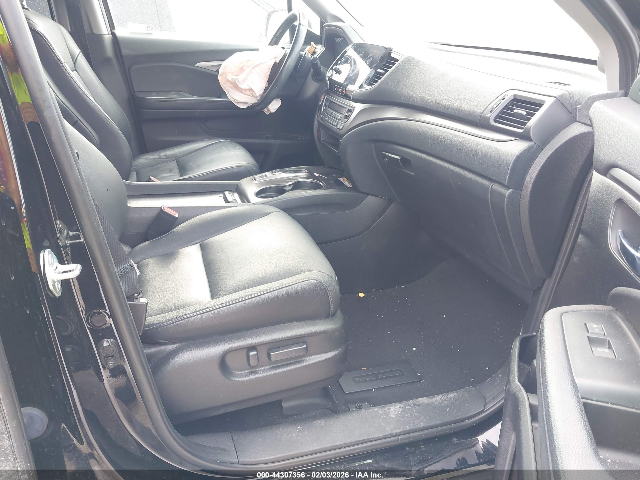 HONDA PILOT image 5
