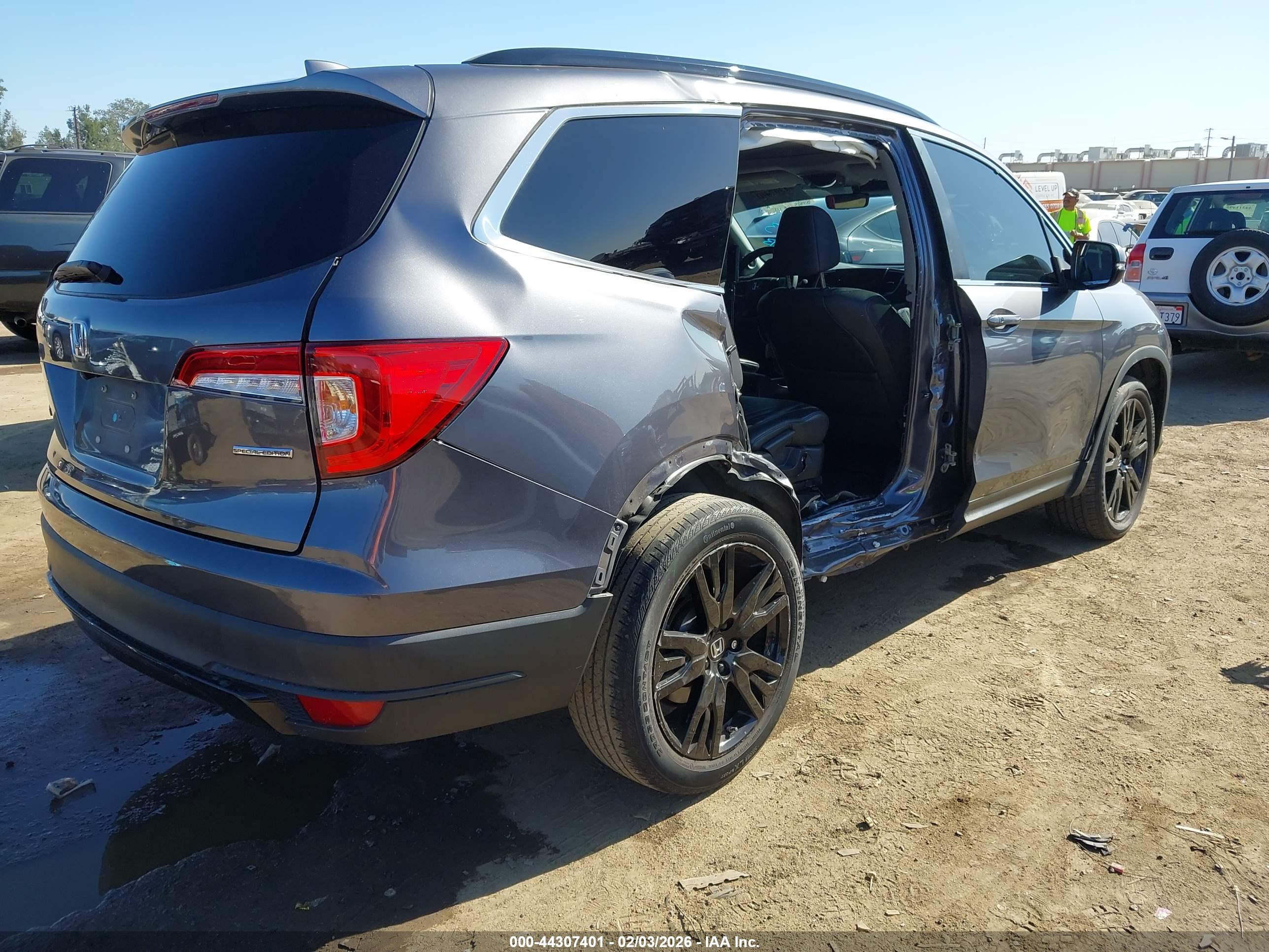 HONDA PILOT image 4