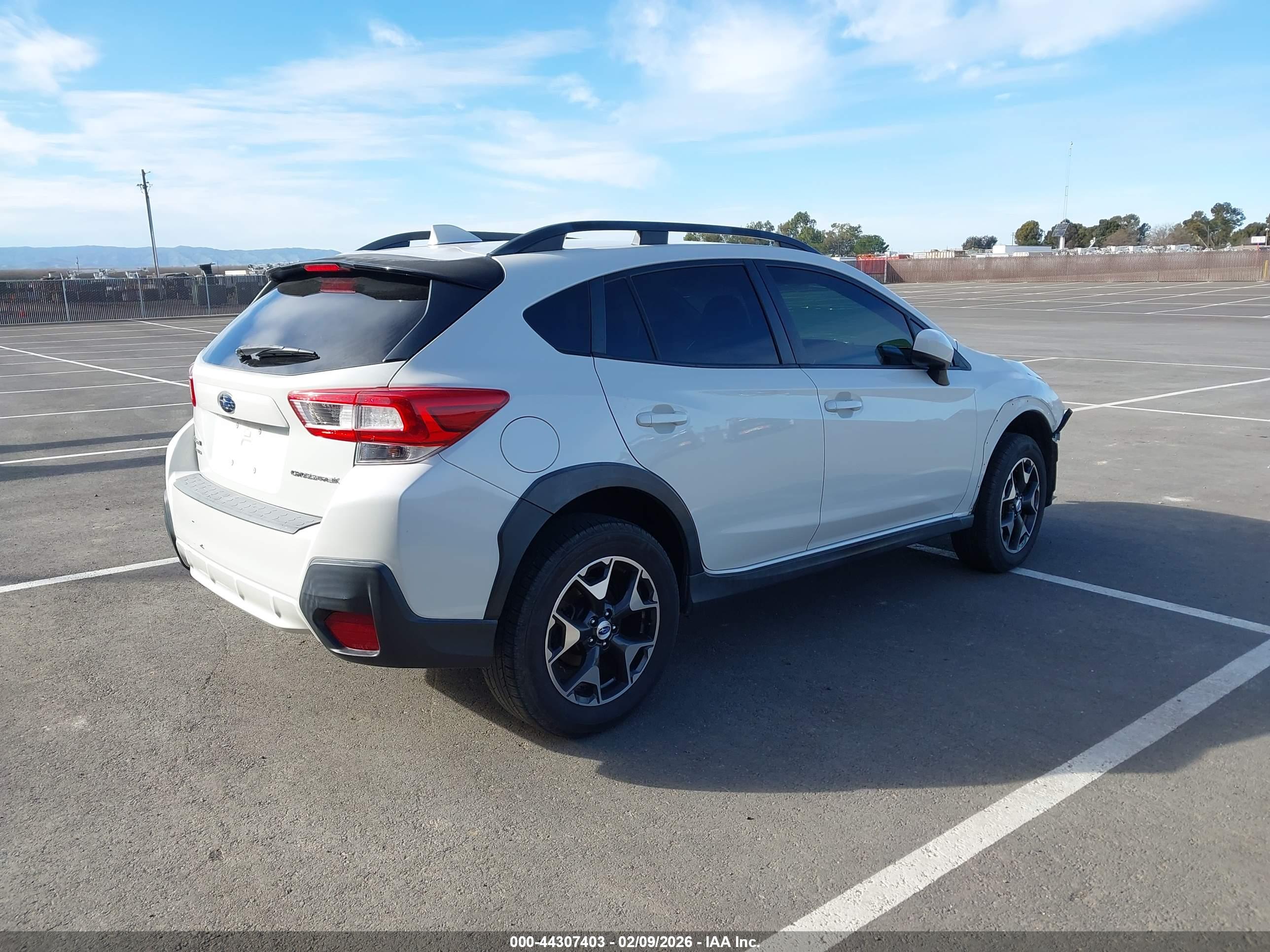 SUBARU CROSSTREK image 4