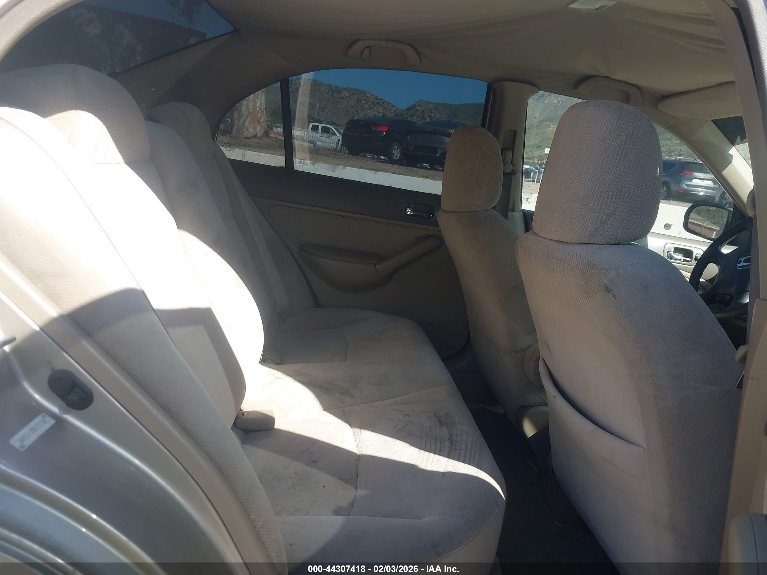HONDA CIVIC image 8