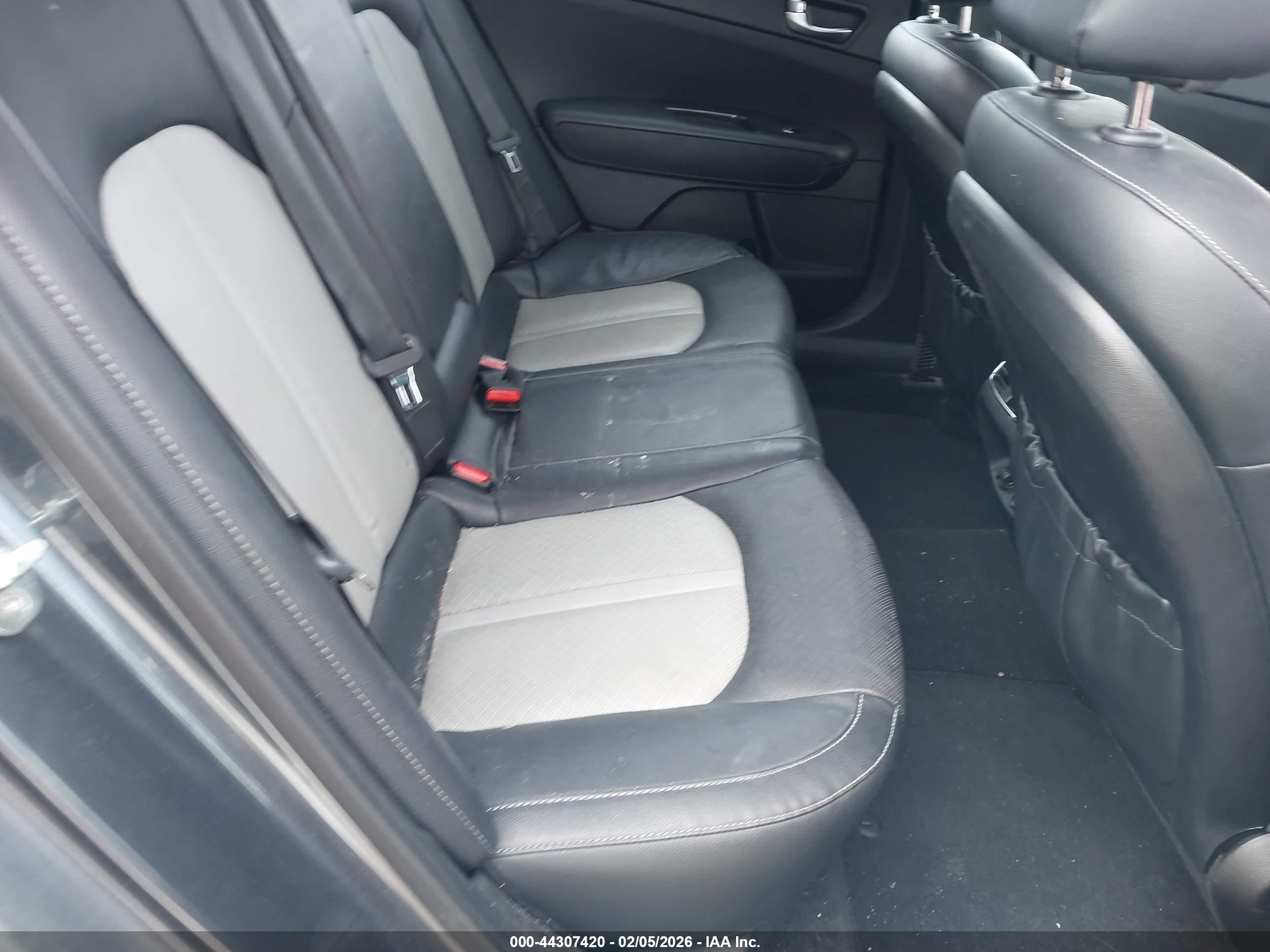 KIA OPTIMA image 8