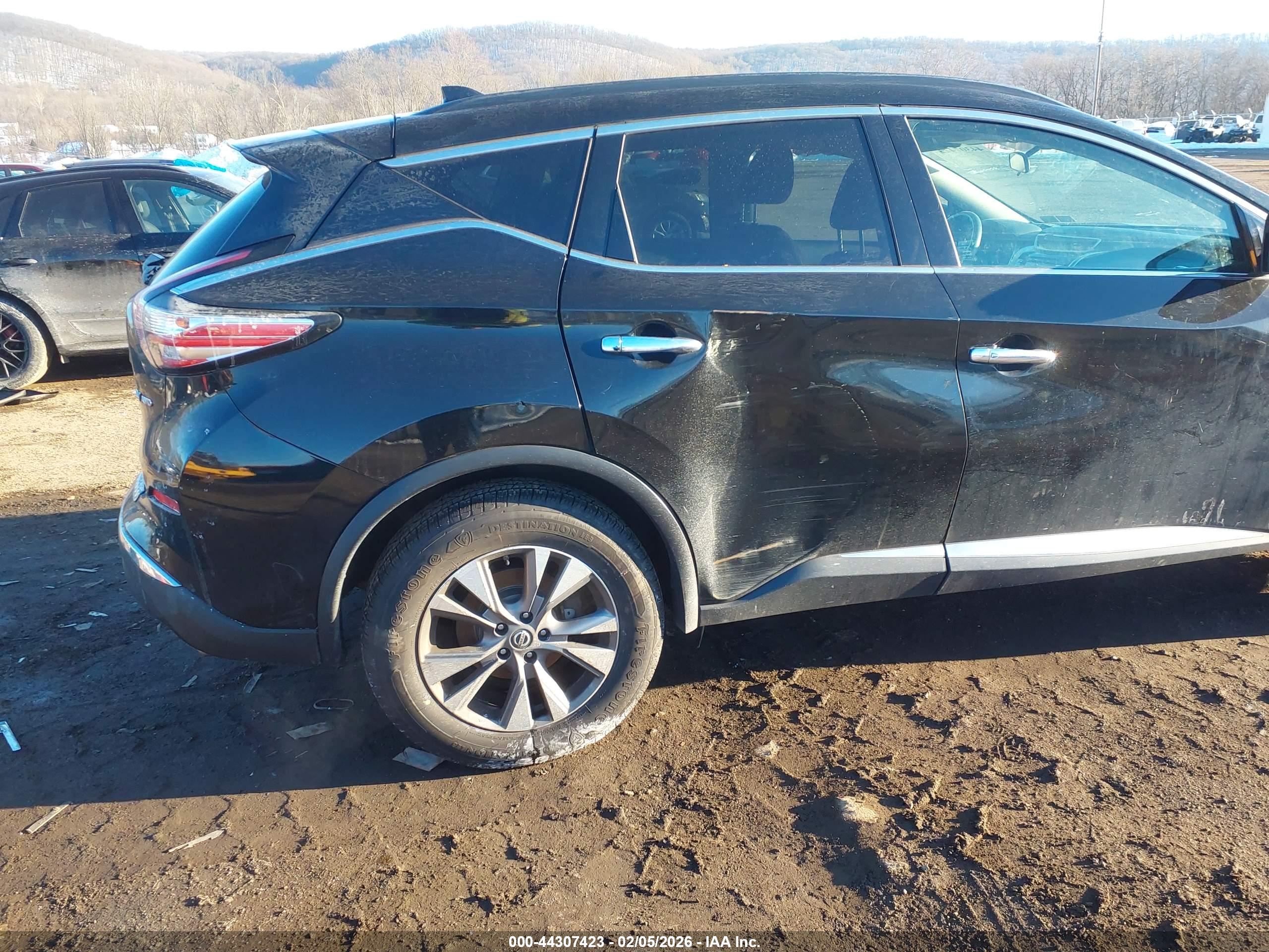 NISSAN MURANO image 6