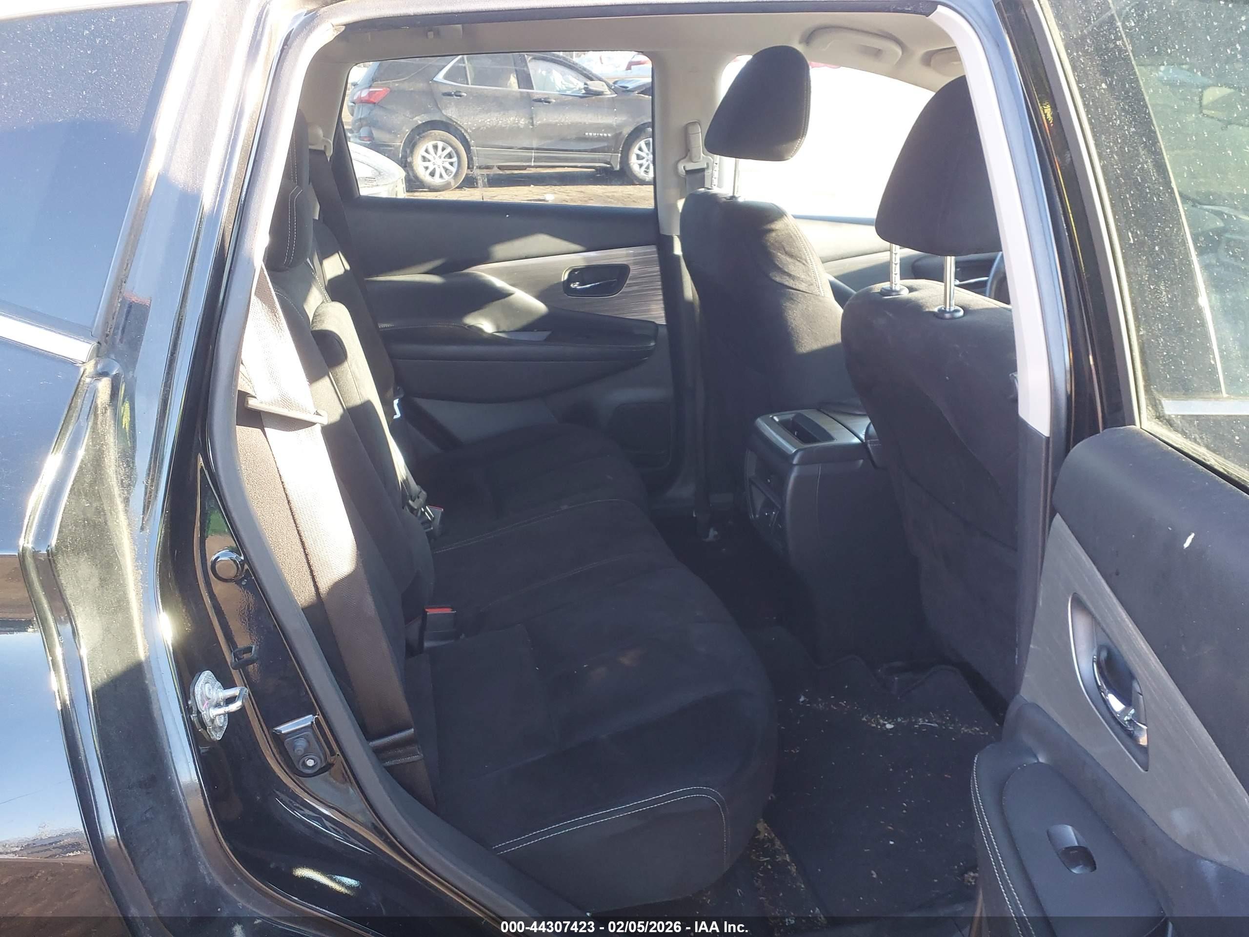 NISSAN MURANO image 8