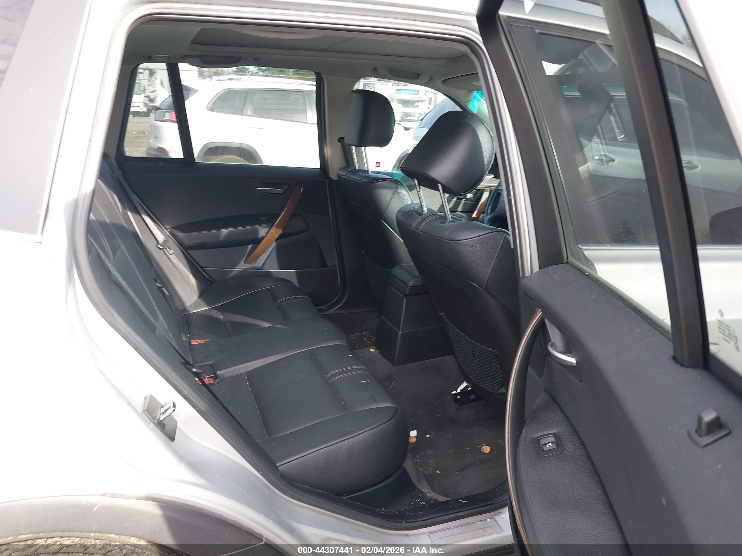 BMW X3 image 8