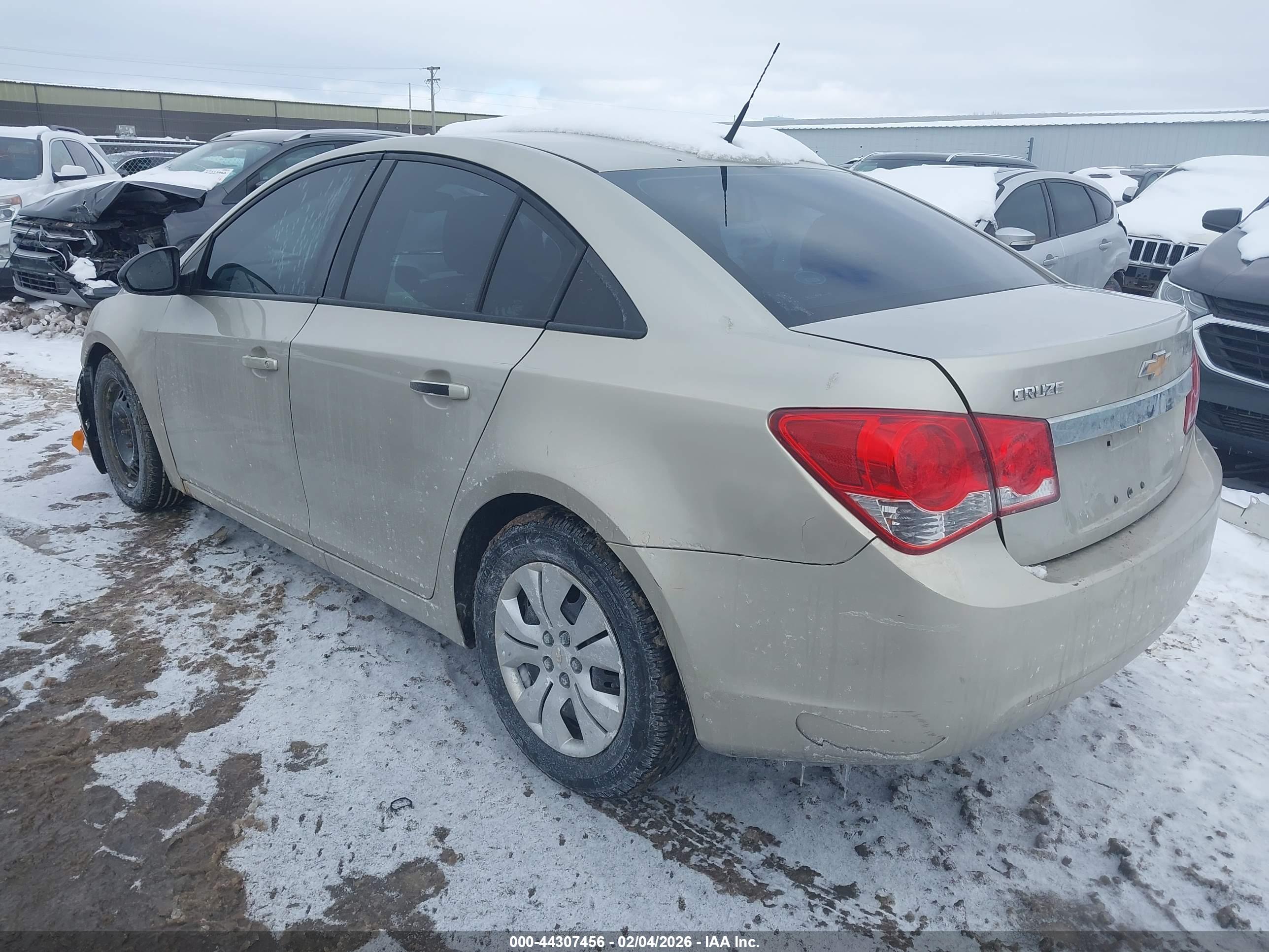 CHEVROLET CRUZE image 3