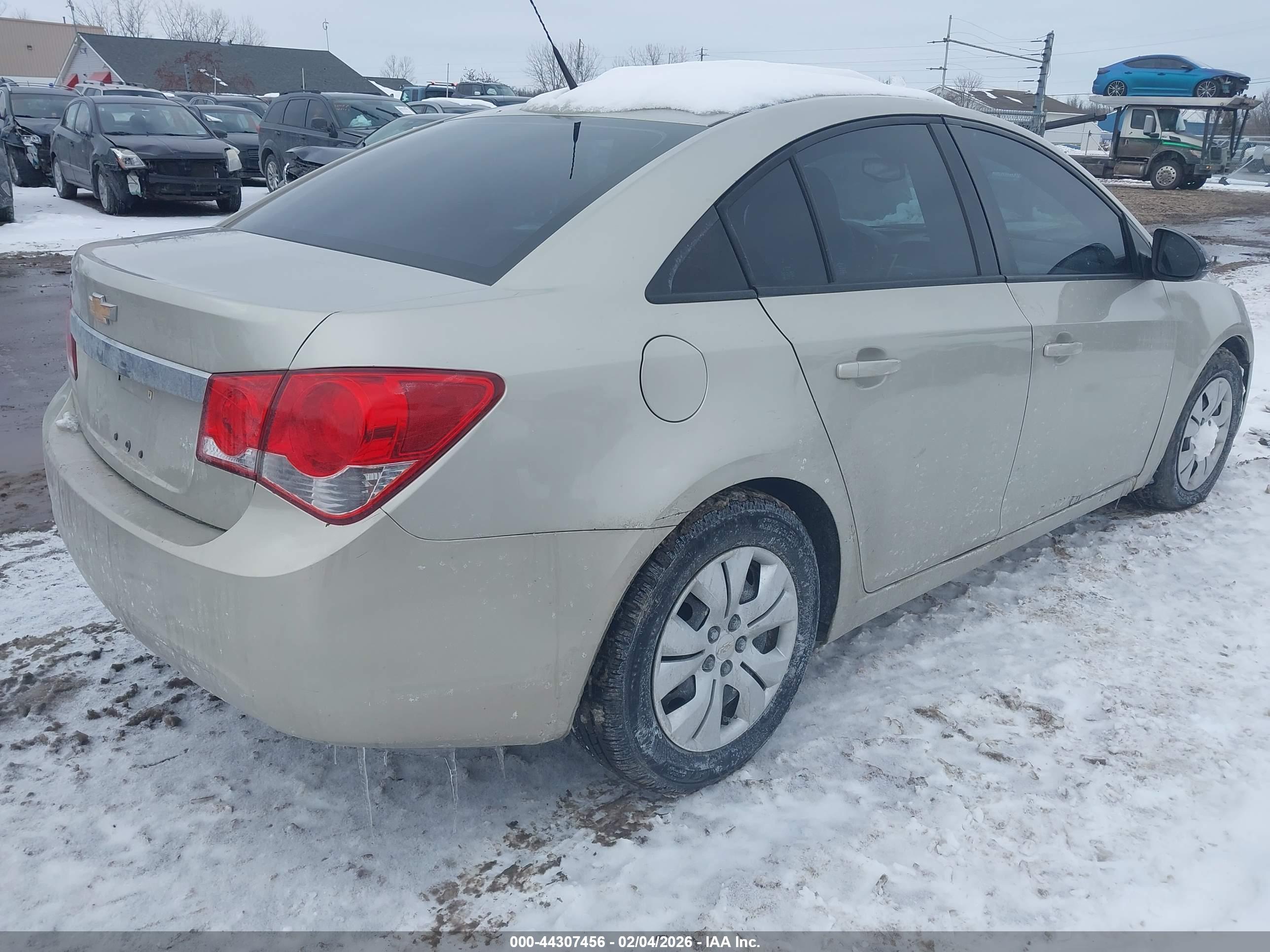 CHEVROLET CRUZE image 4