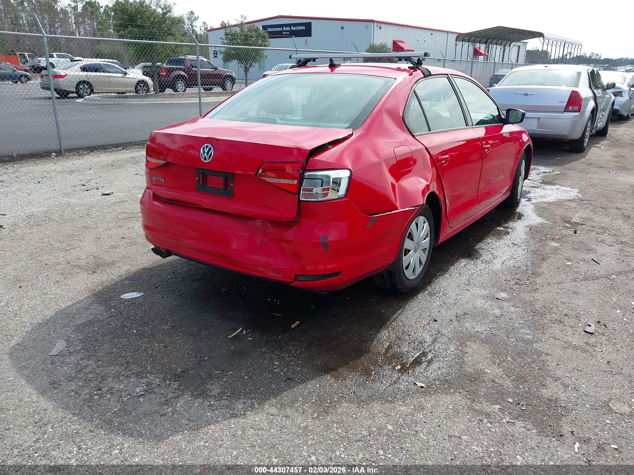 VOLKSWAGEN JETTA image 4