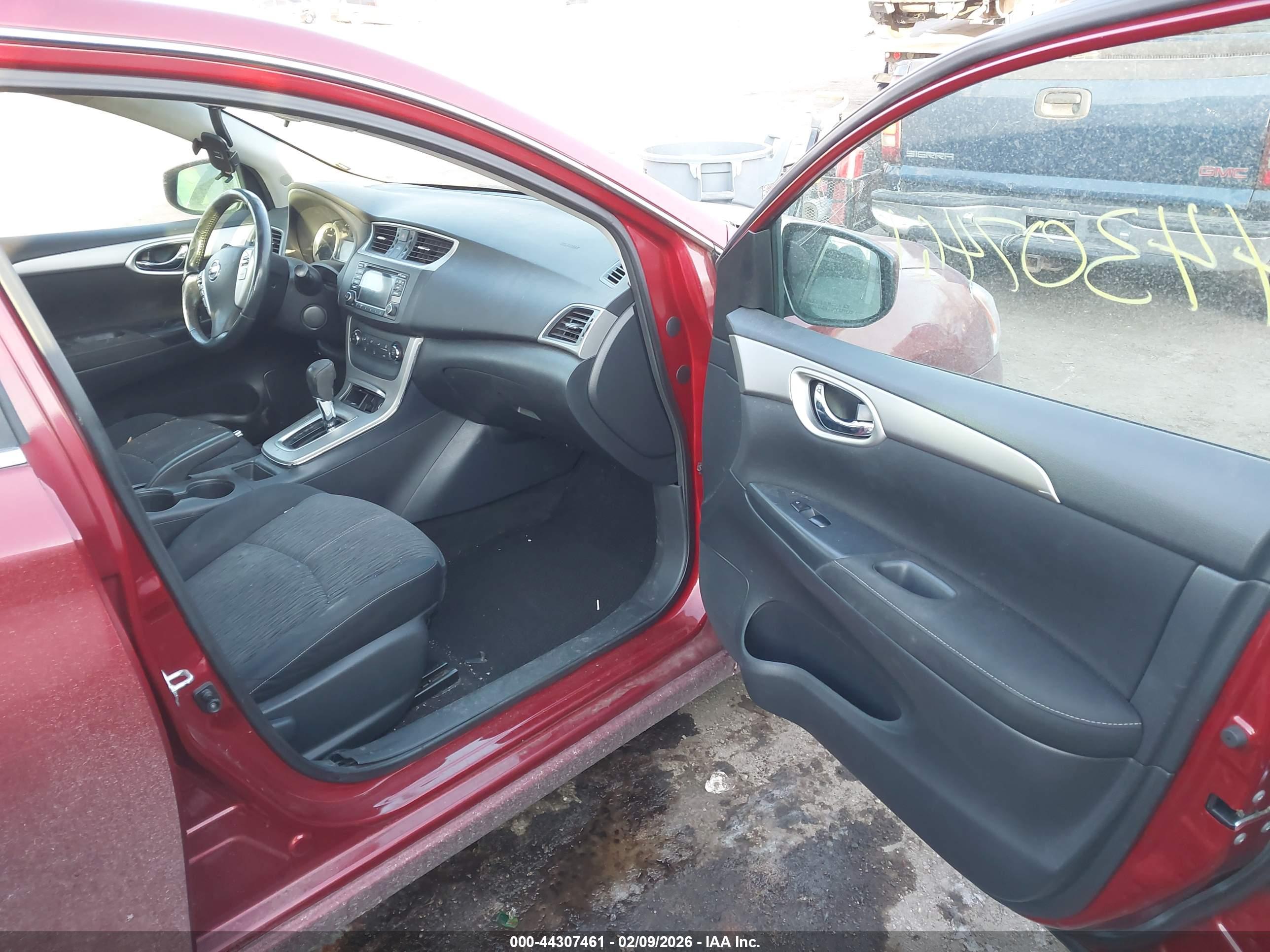 NISSAN SENTRA image 5
