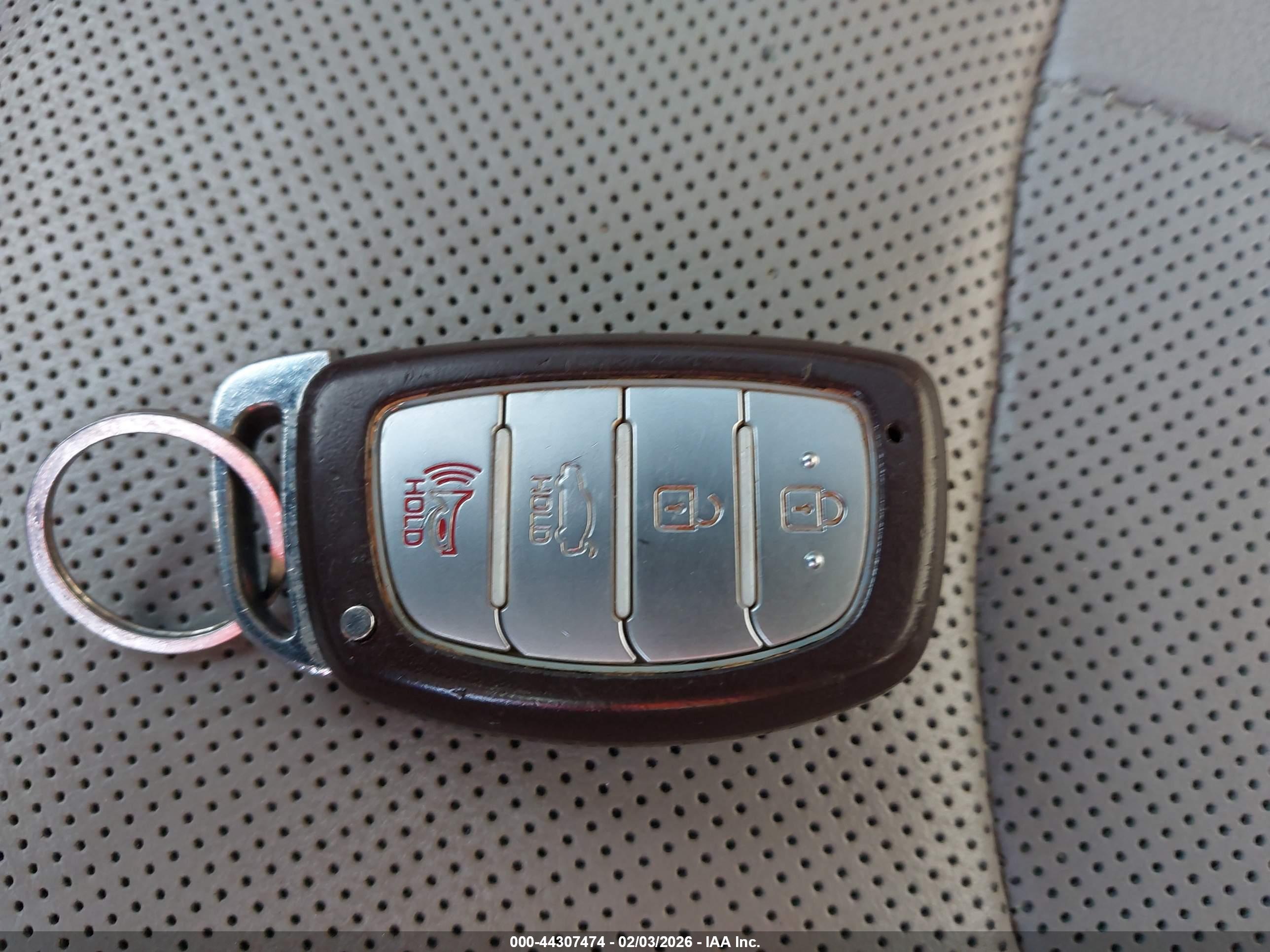 HYUNDAI SONATA image 11